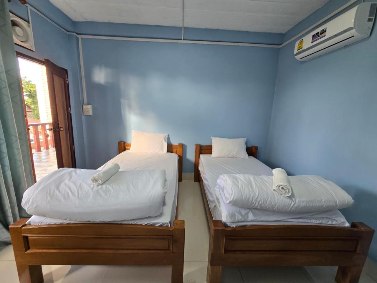 Standard Twin Room photo 1