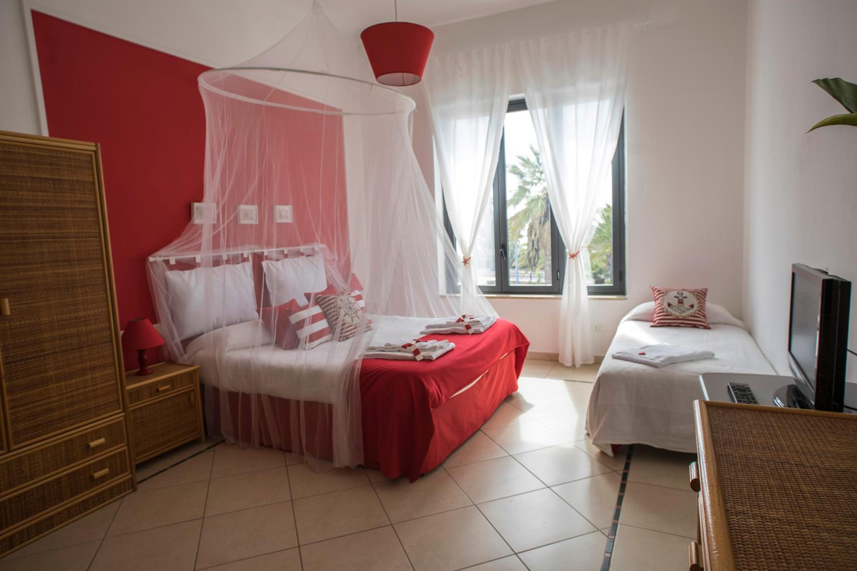 Double Room with Sea View photo 3