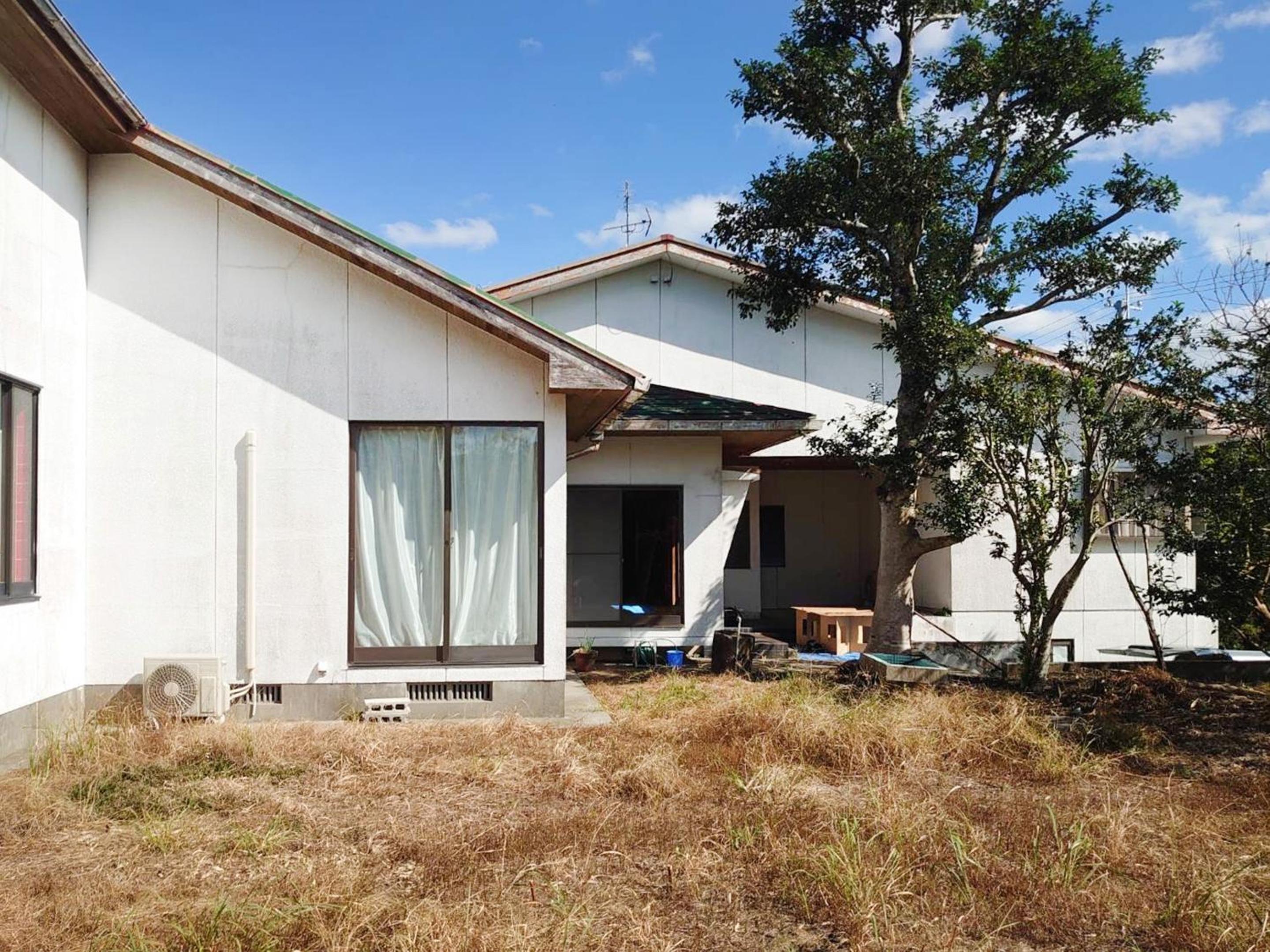 One-Bedroom Apartment with Shared Entrance photo 2