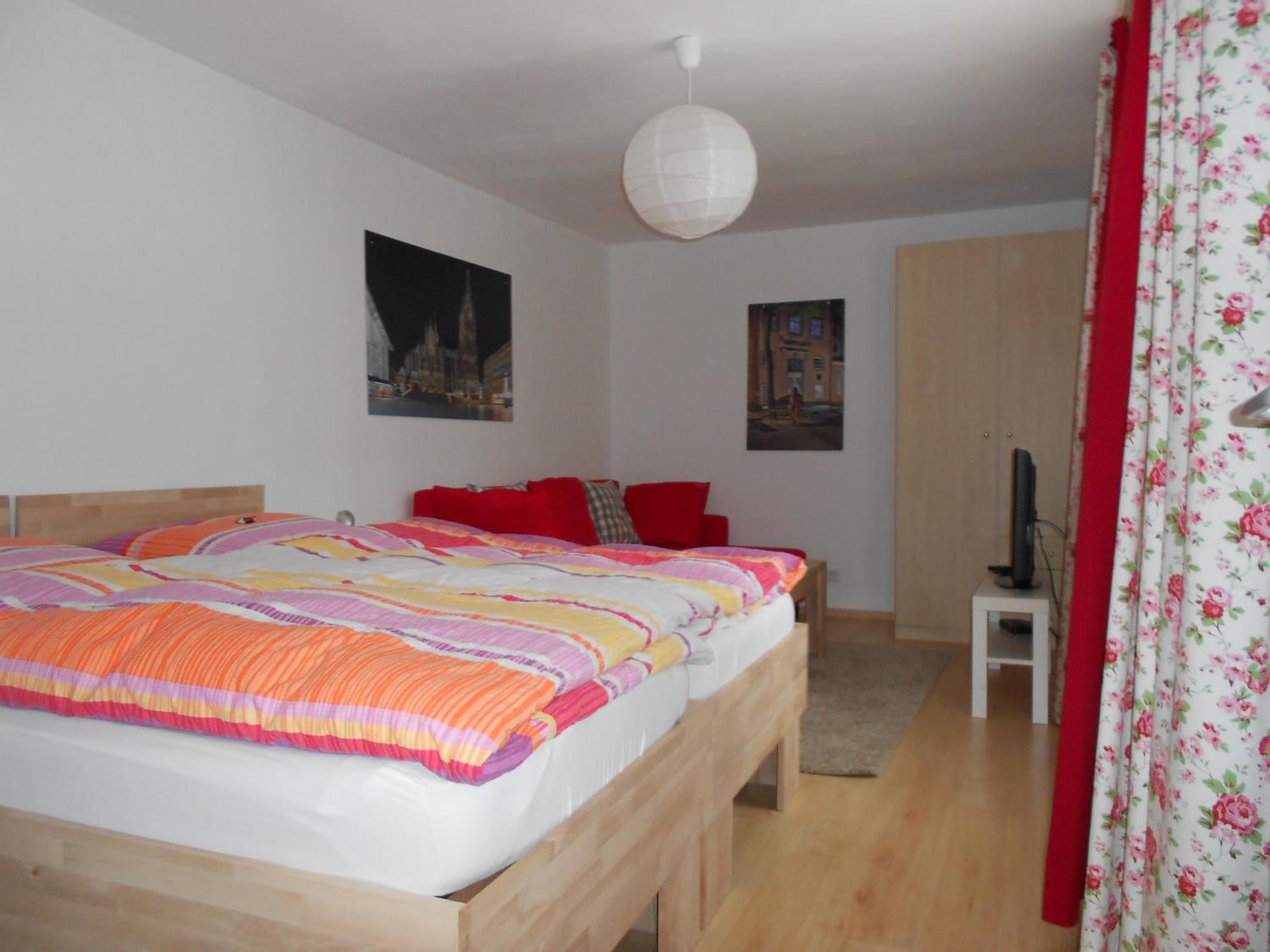Two-Bedroom Apartment - Photo 8