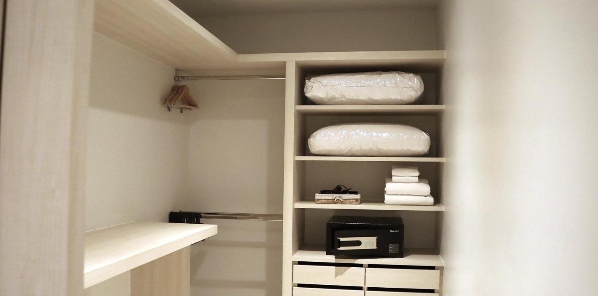 Three-Bedroom Suite photo 2