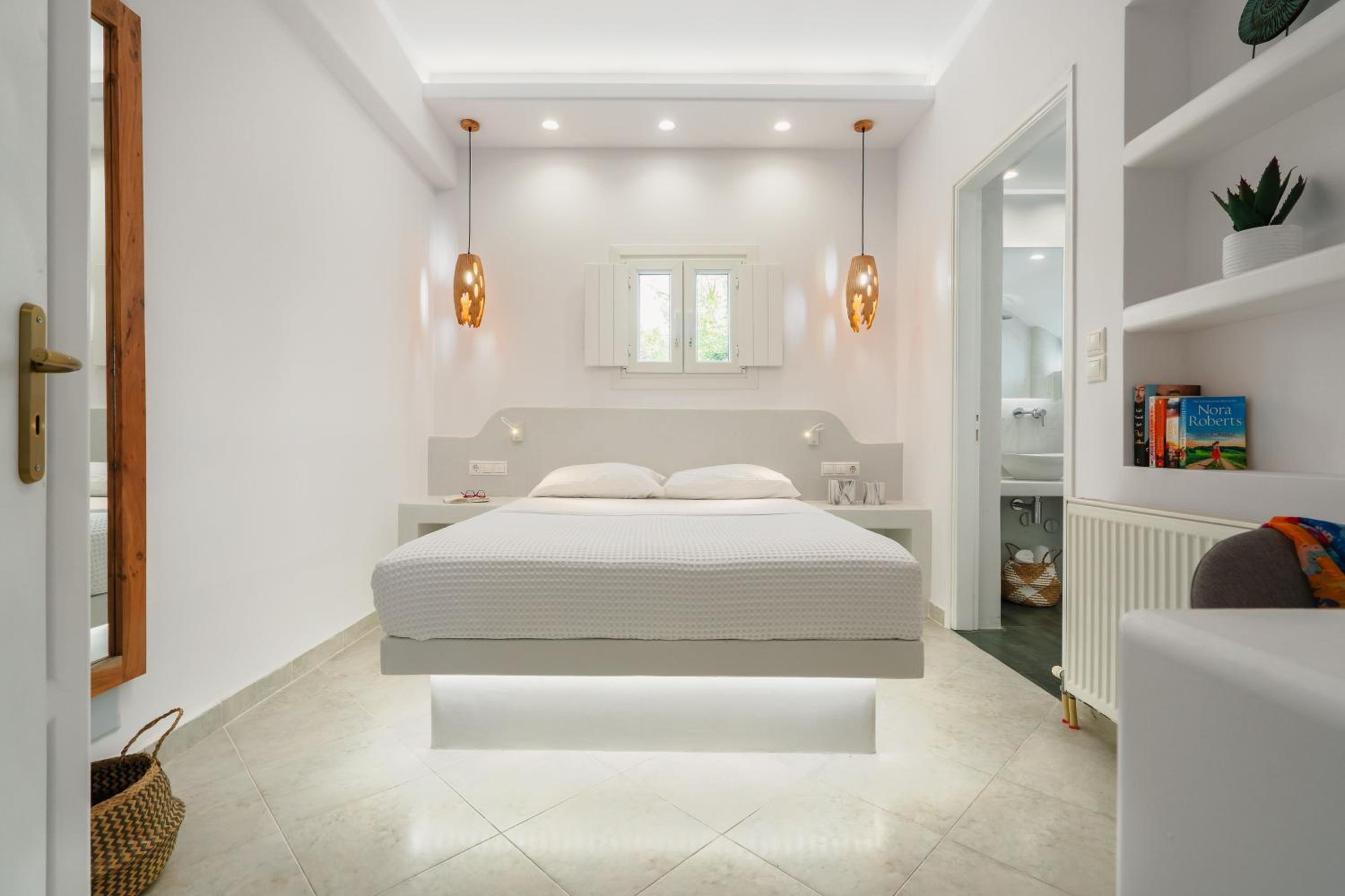 Three-Bedroom Apartment - Photo 40