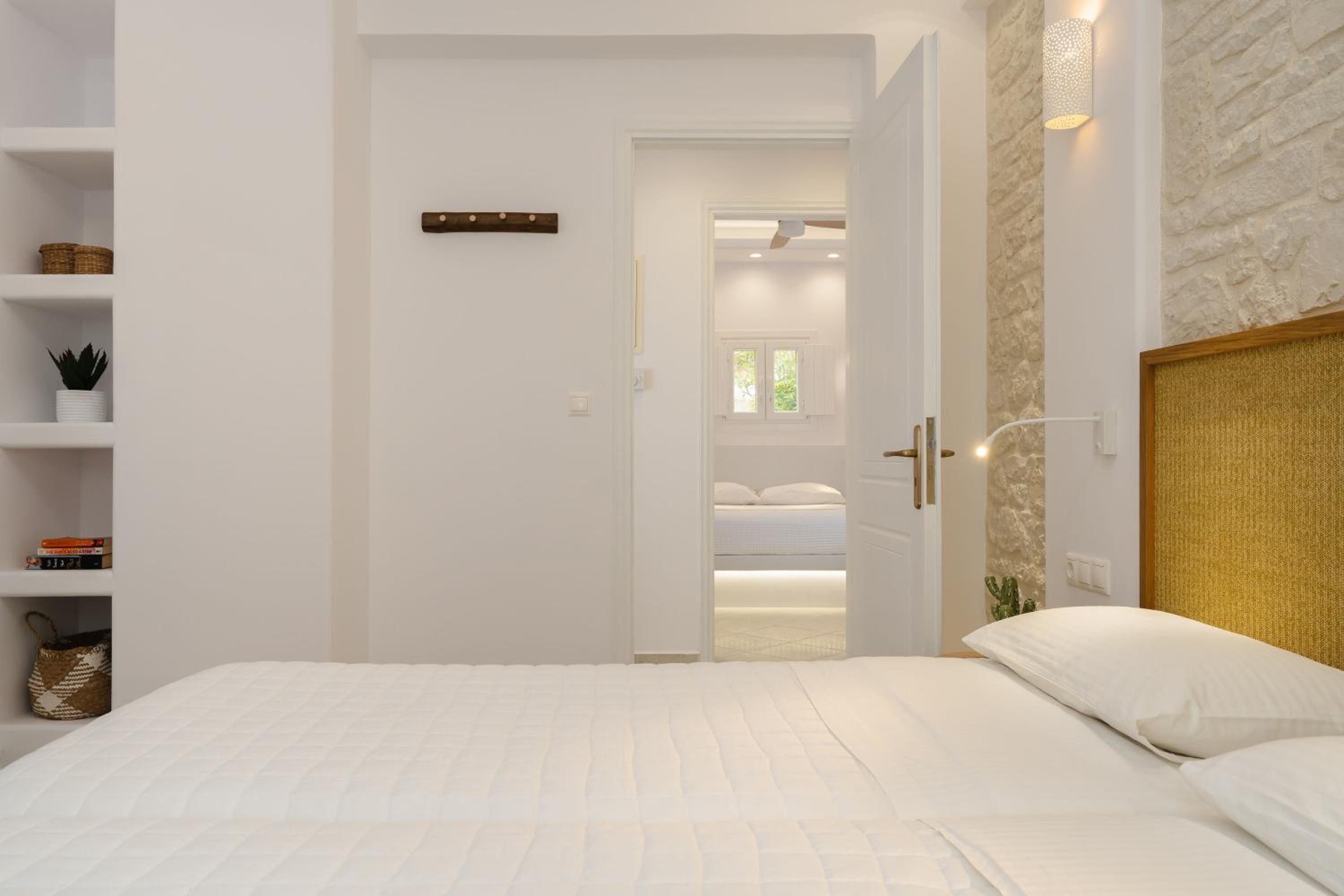 Three-Bedroom Apartment - Photo 39