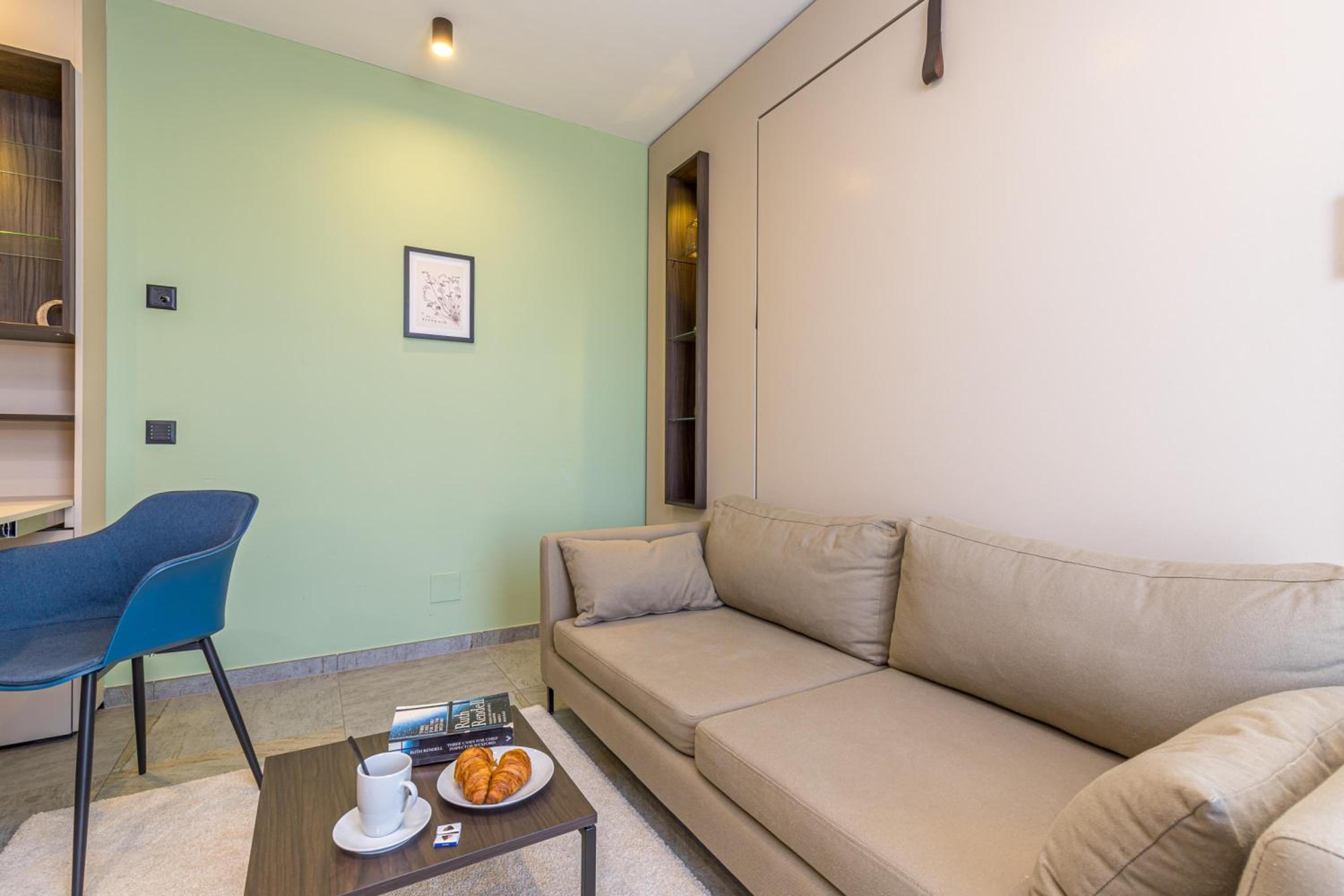 Standard Studio with Balcony 2 photo 1