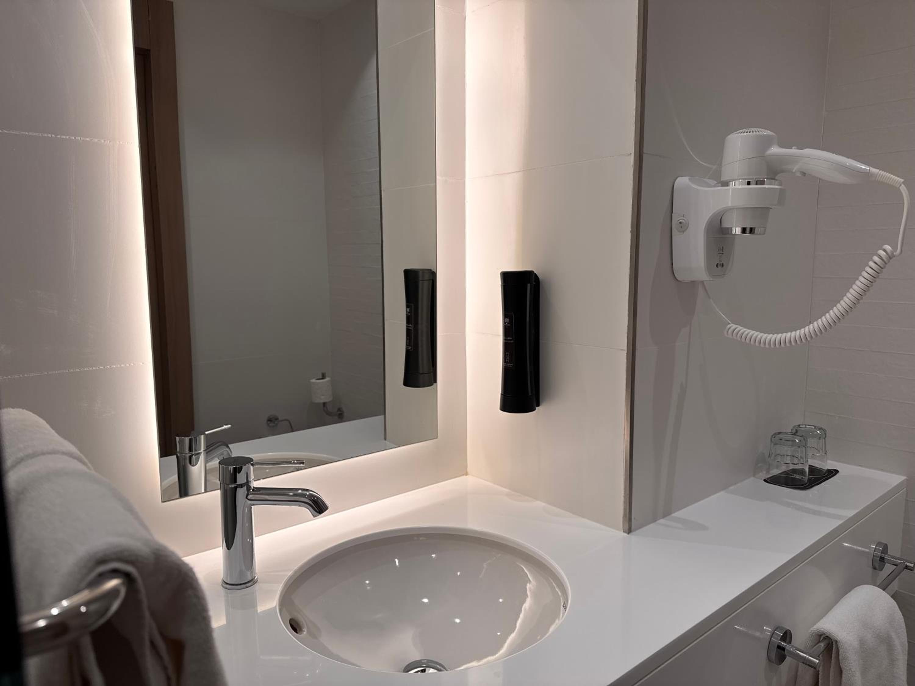 Executive Triple Room - Photo 10