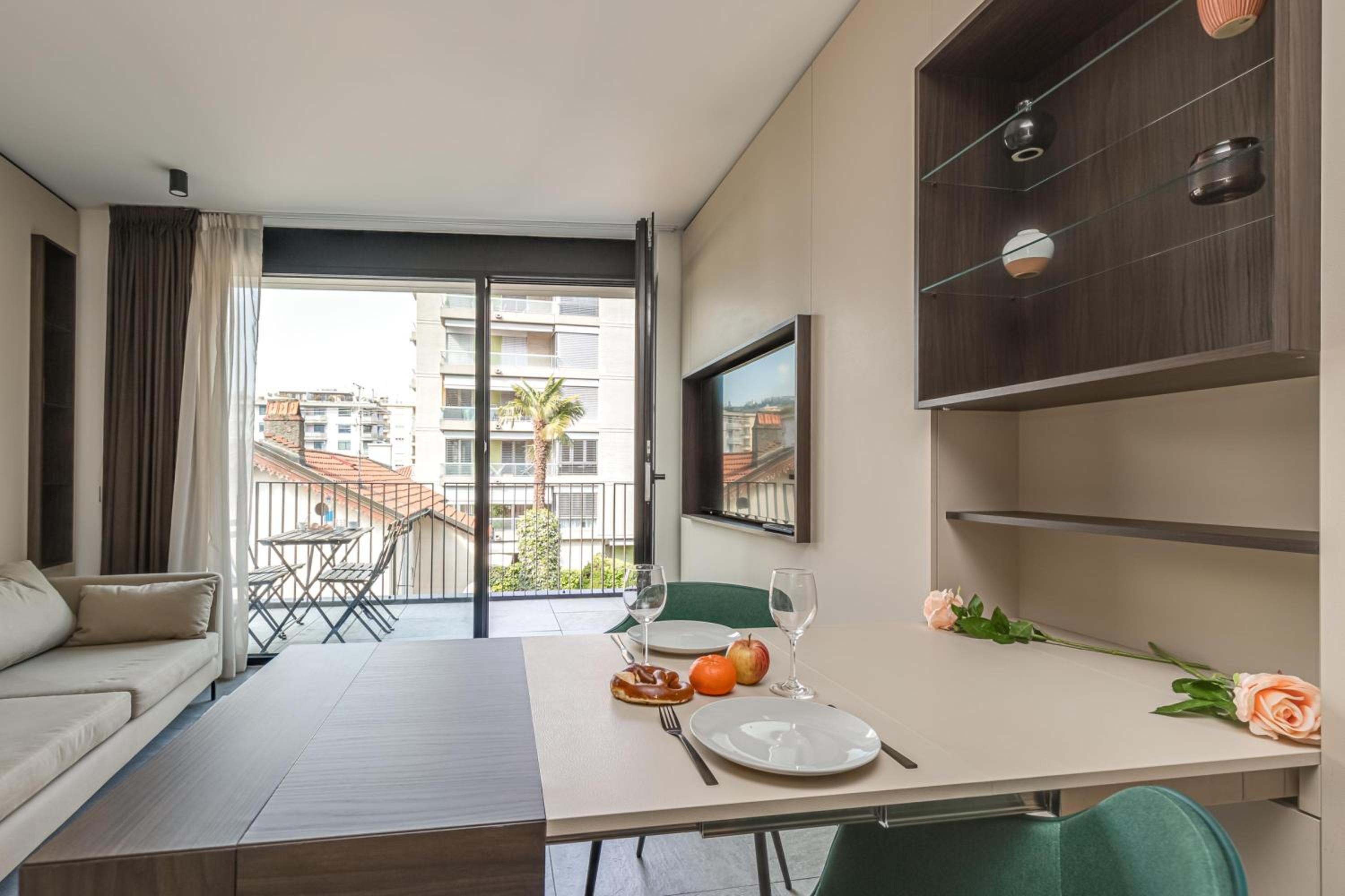 Studio with Balcony 3
