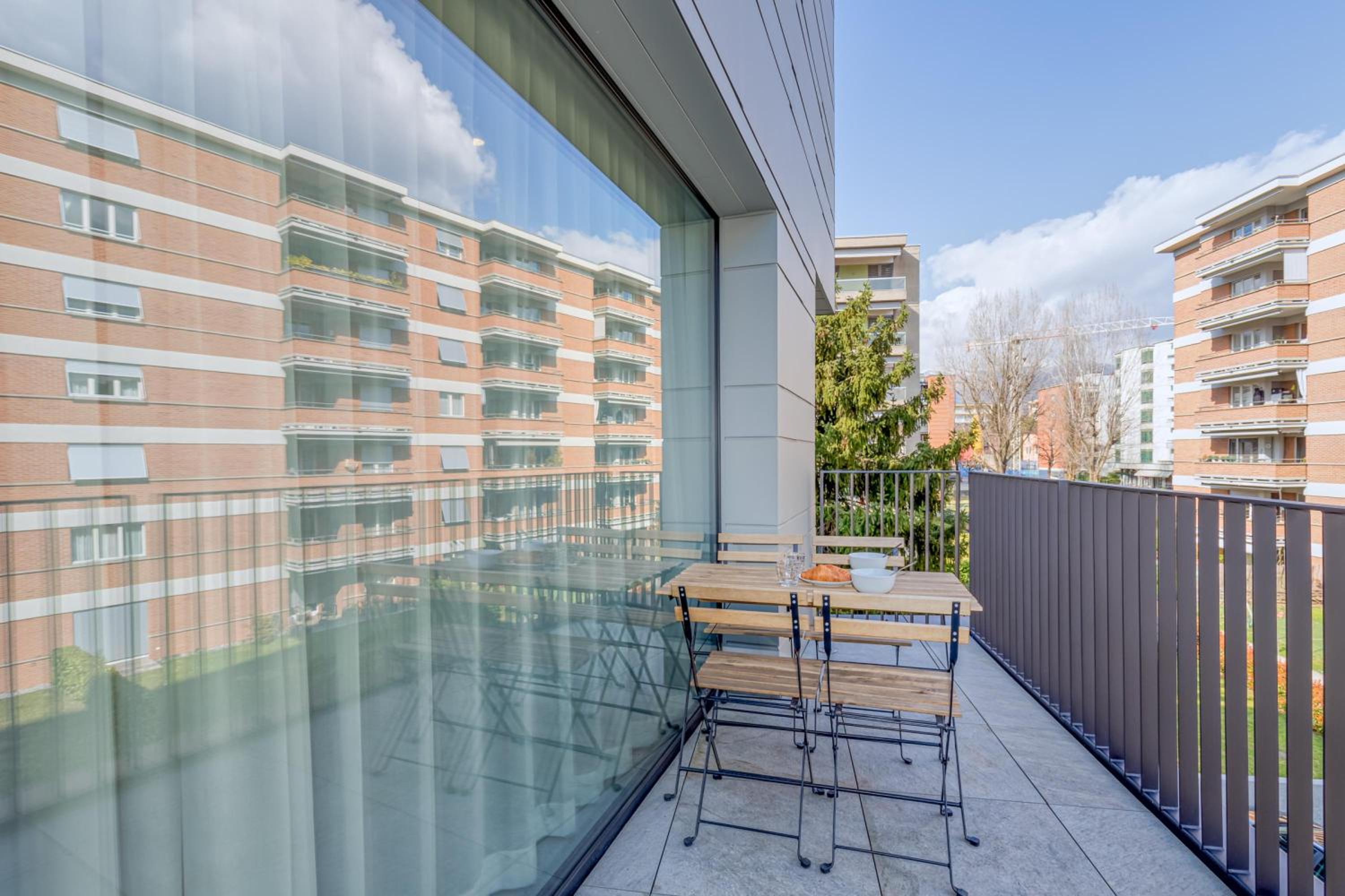 Studio with Balcony 6 photo 1