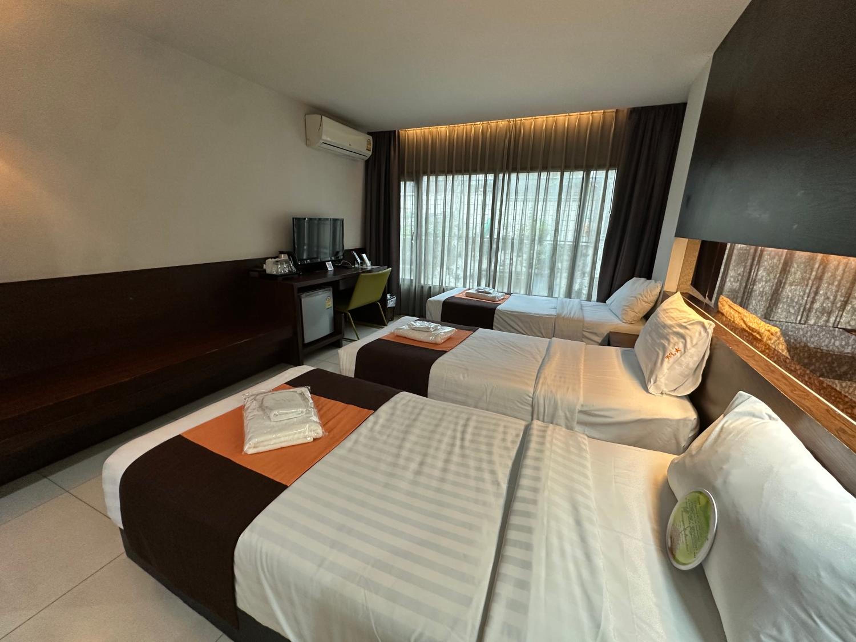 Deluxe Triple Room photo 3