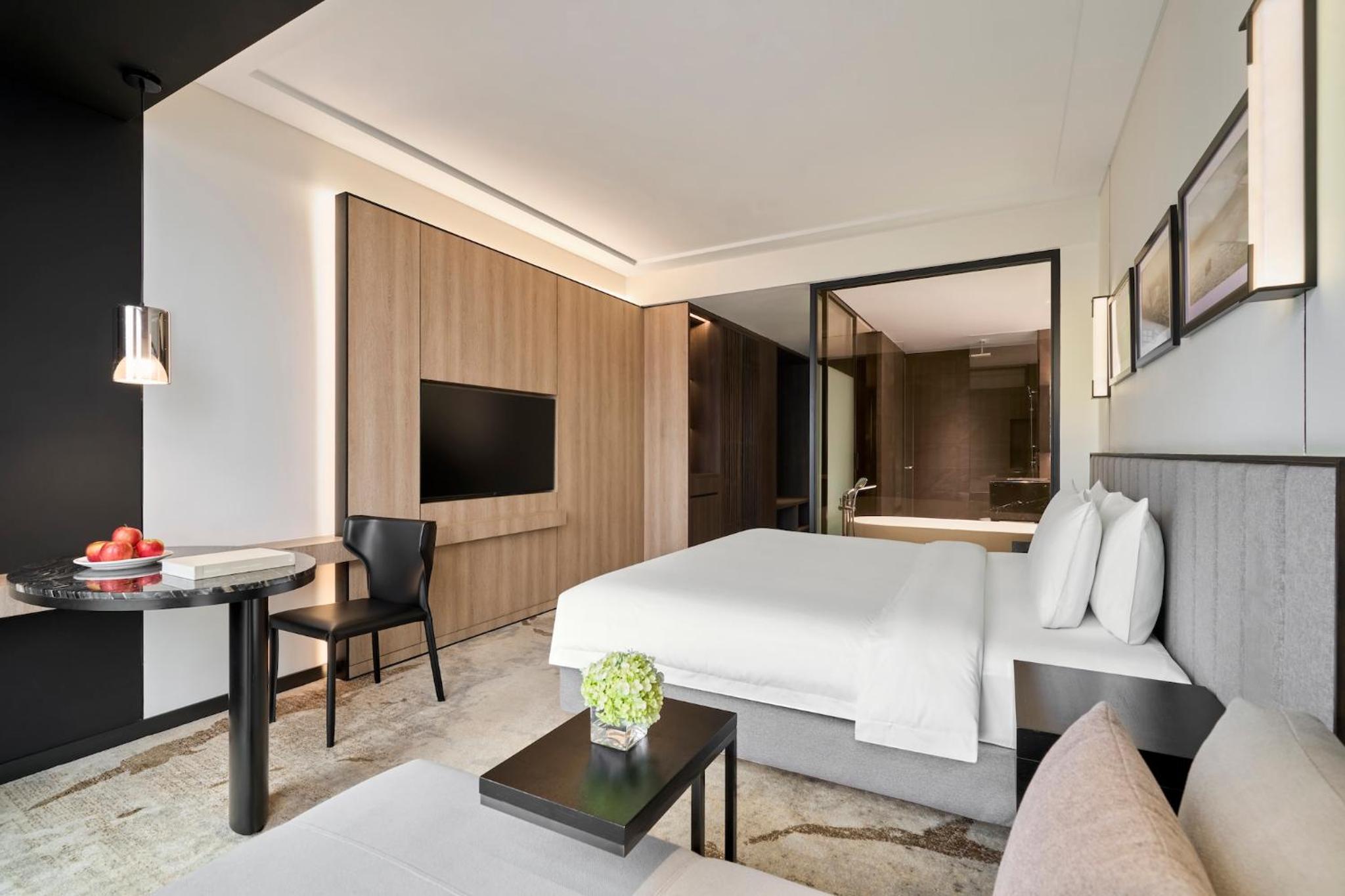 Standard King Room