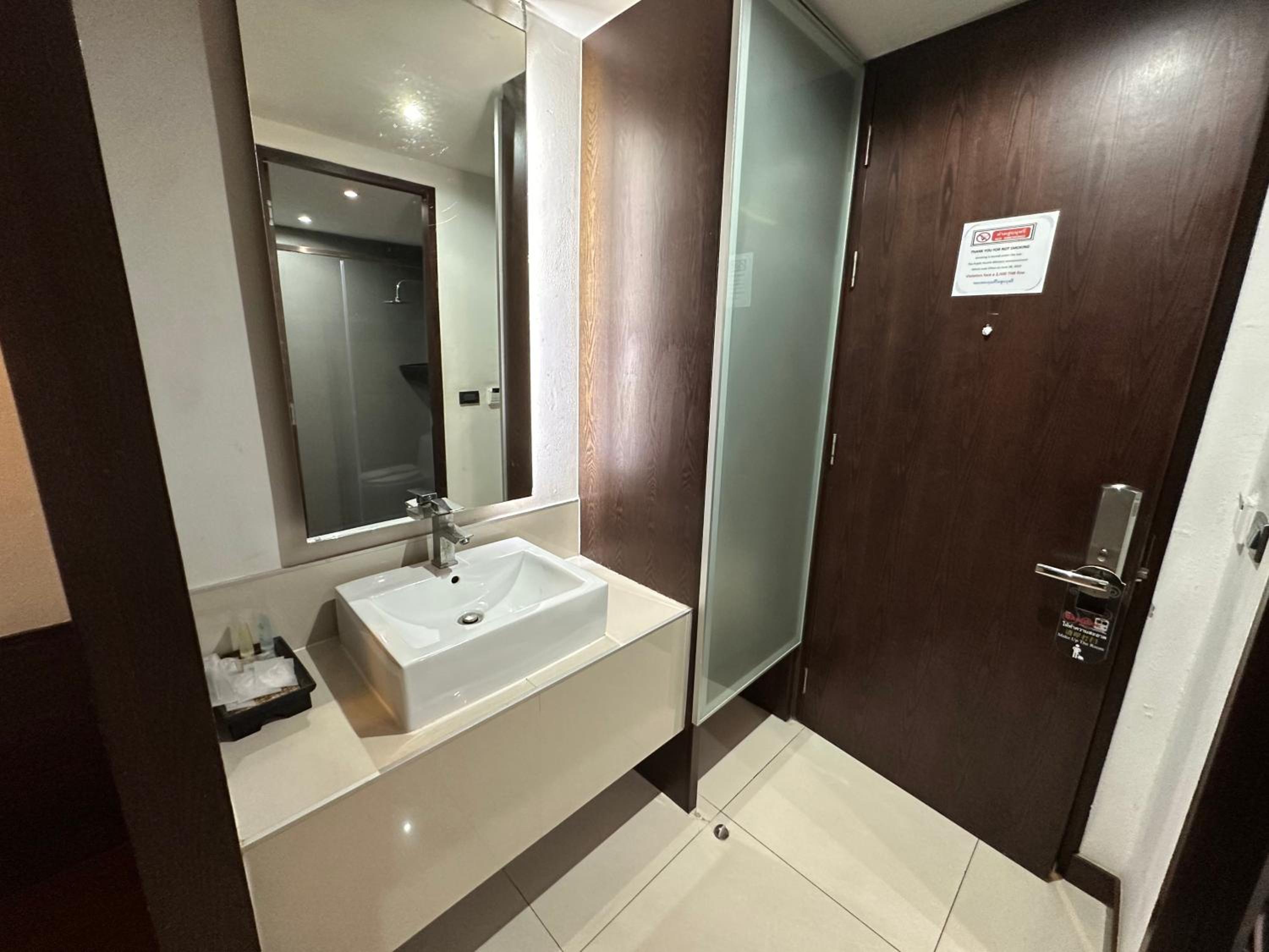 Deluxe Double Room photo 3