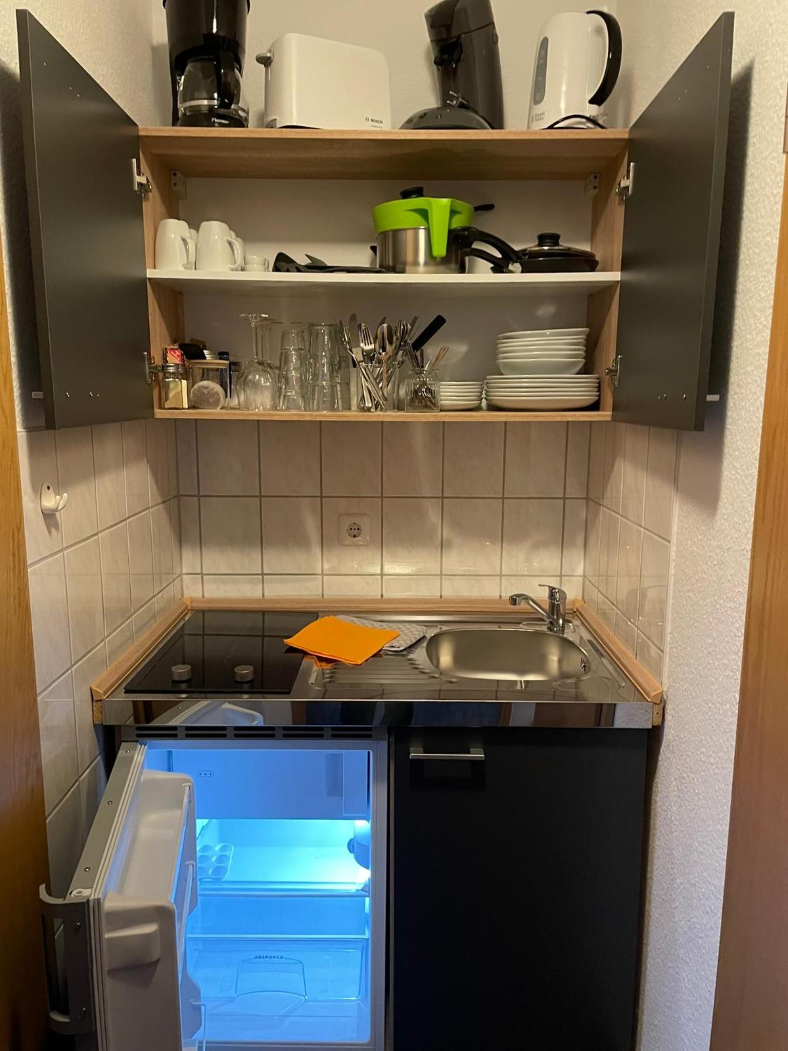 Apartment 6