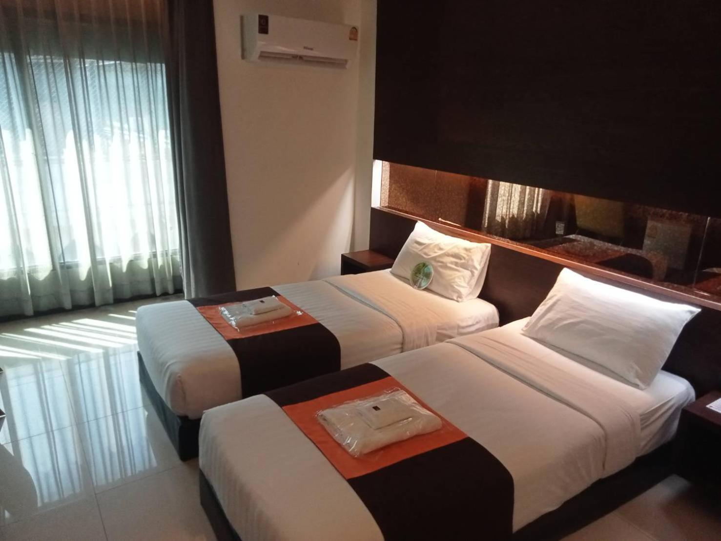 Standard Twin Room photo 3