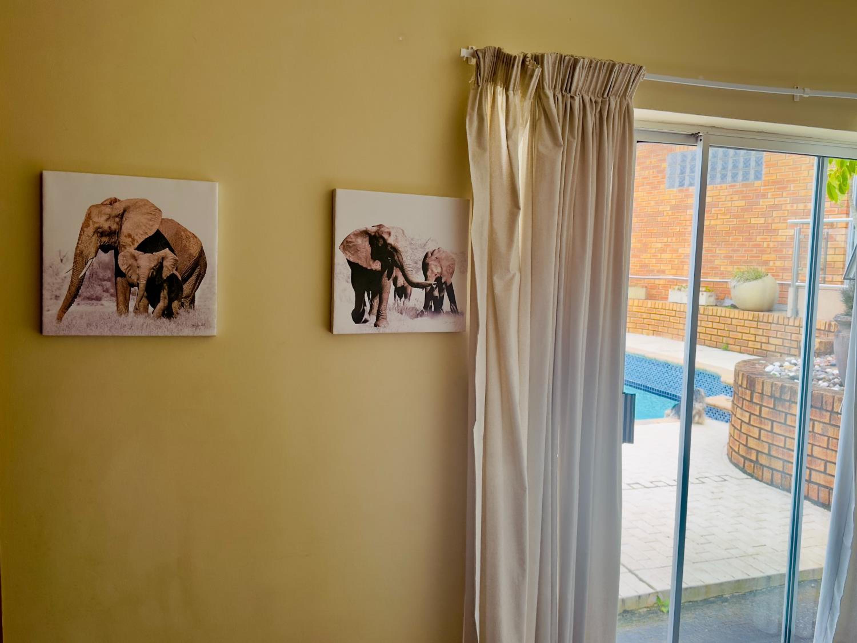 Double Room with Pool View photo 1
