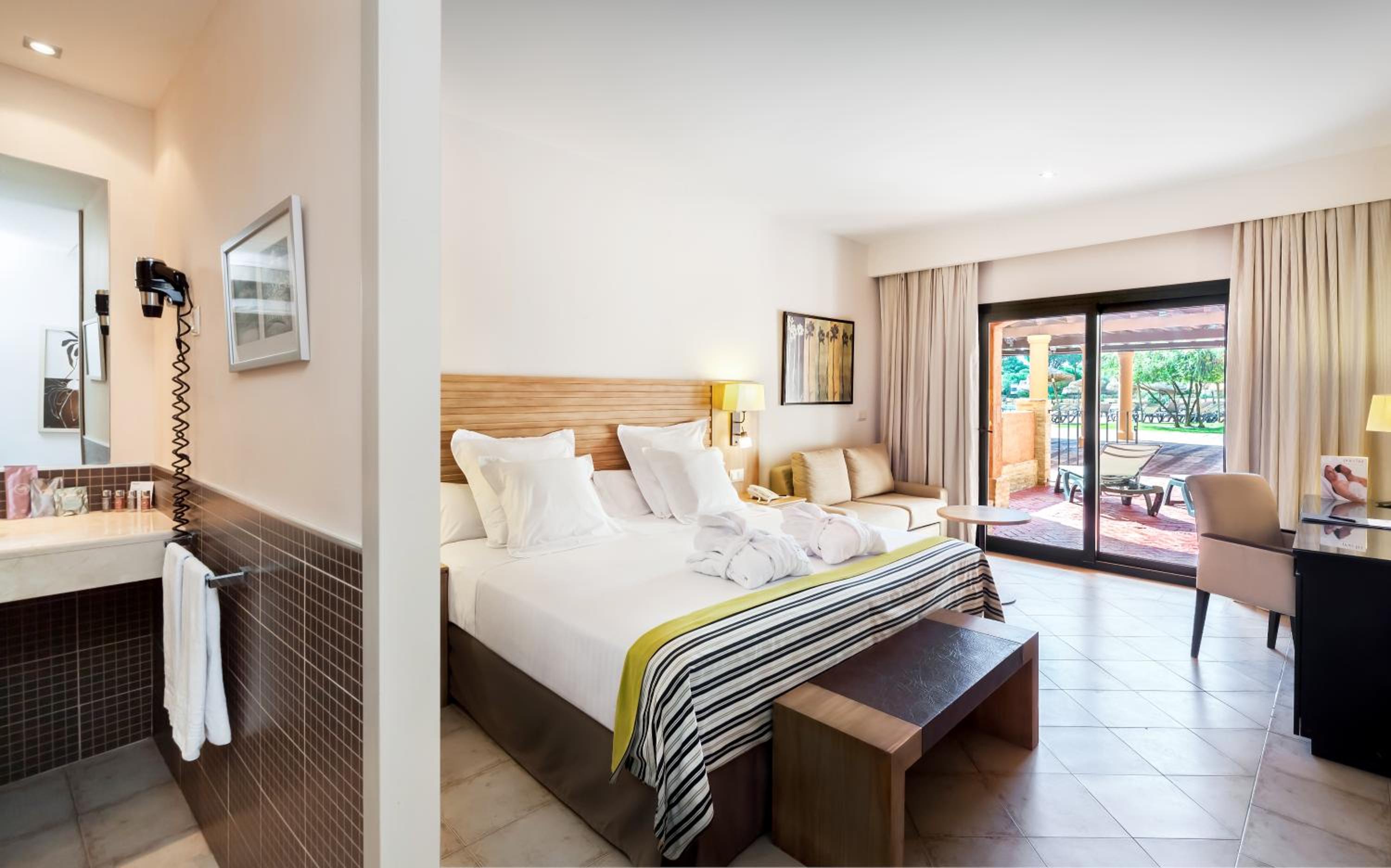 Double Room with Garden View