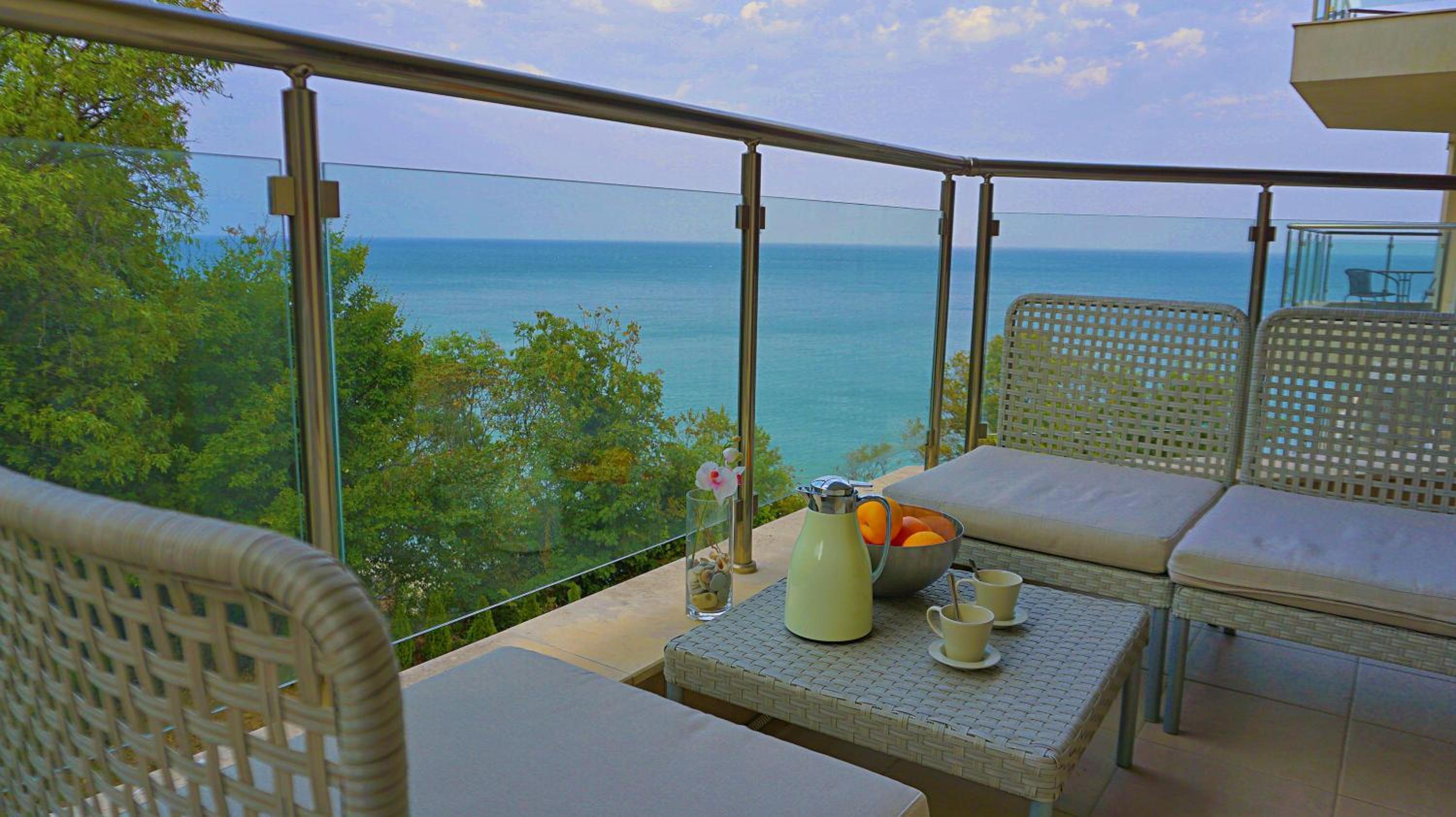 Apartment with Sea View photo 3