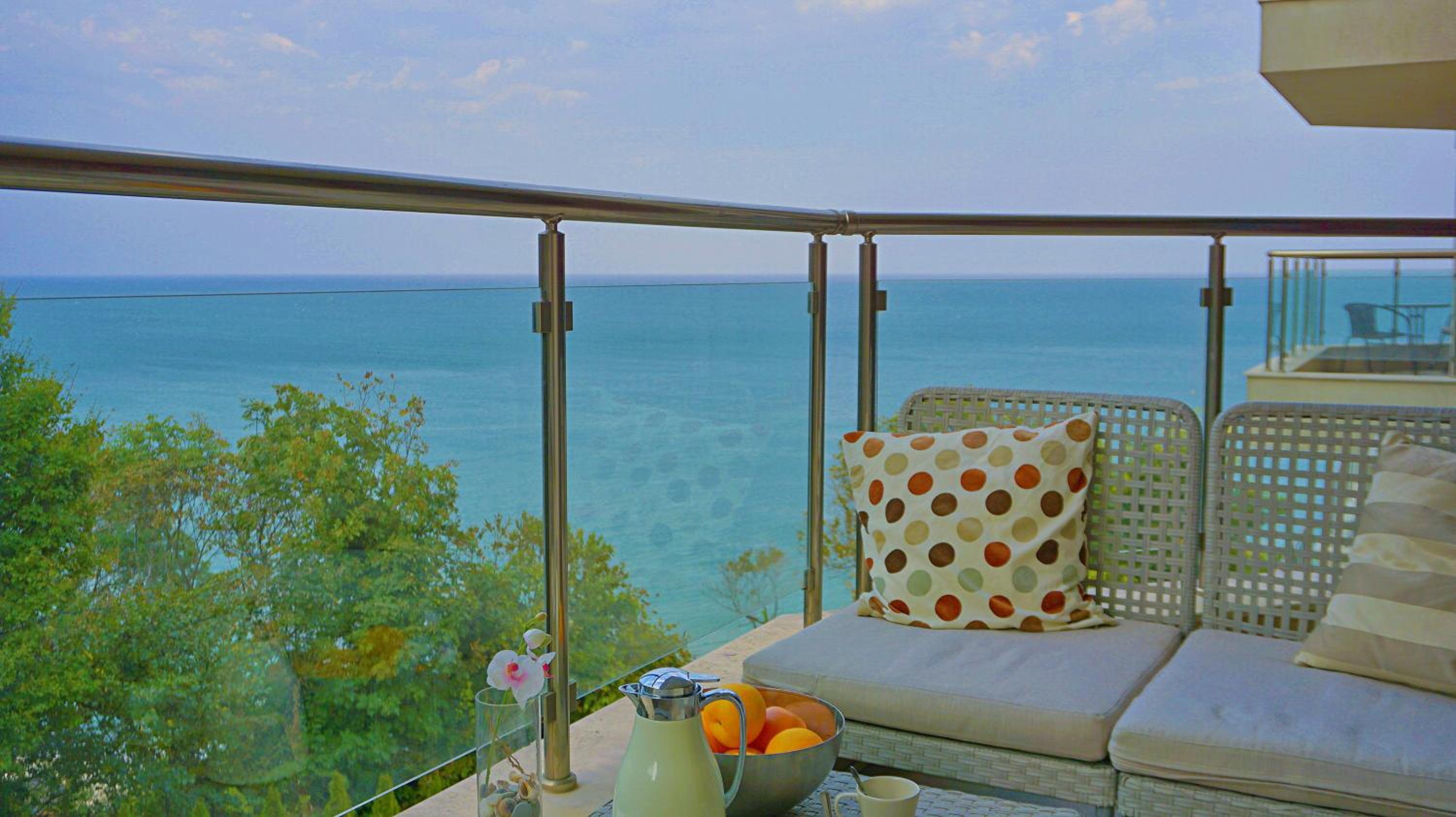 Apartment with Sea View photo 1
