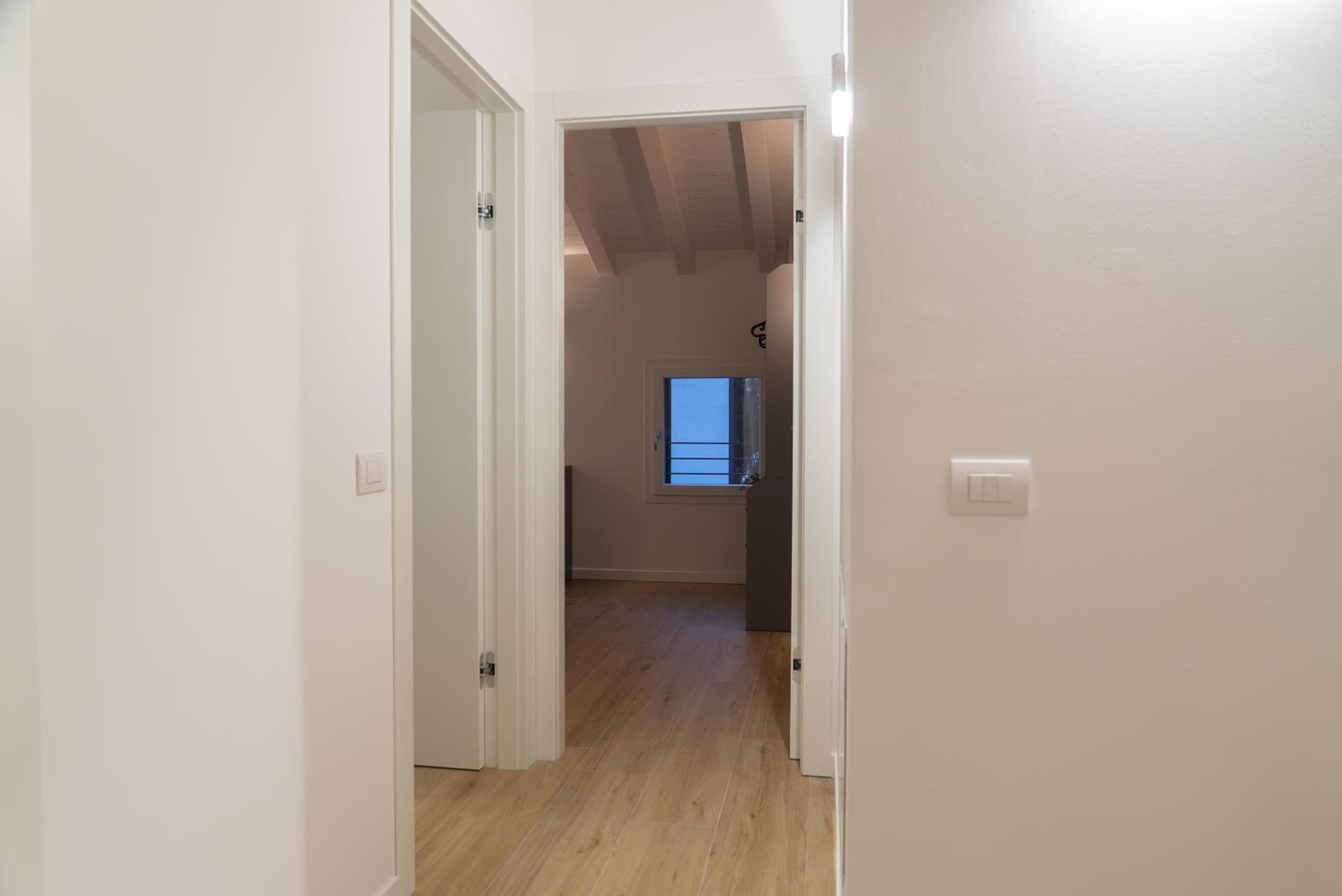 Three-Bedroom Deluxe Apartment photo 2