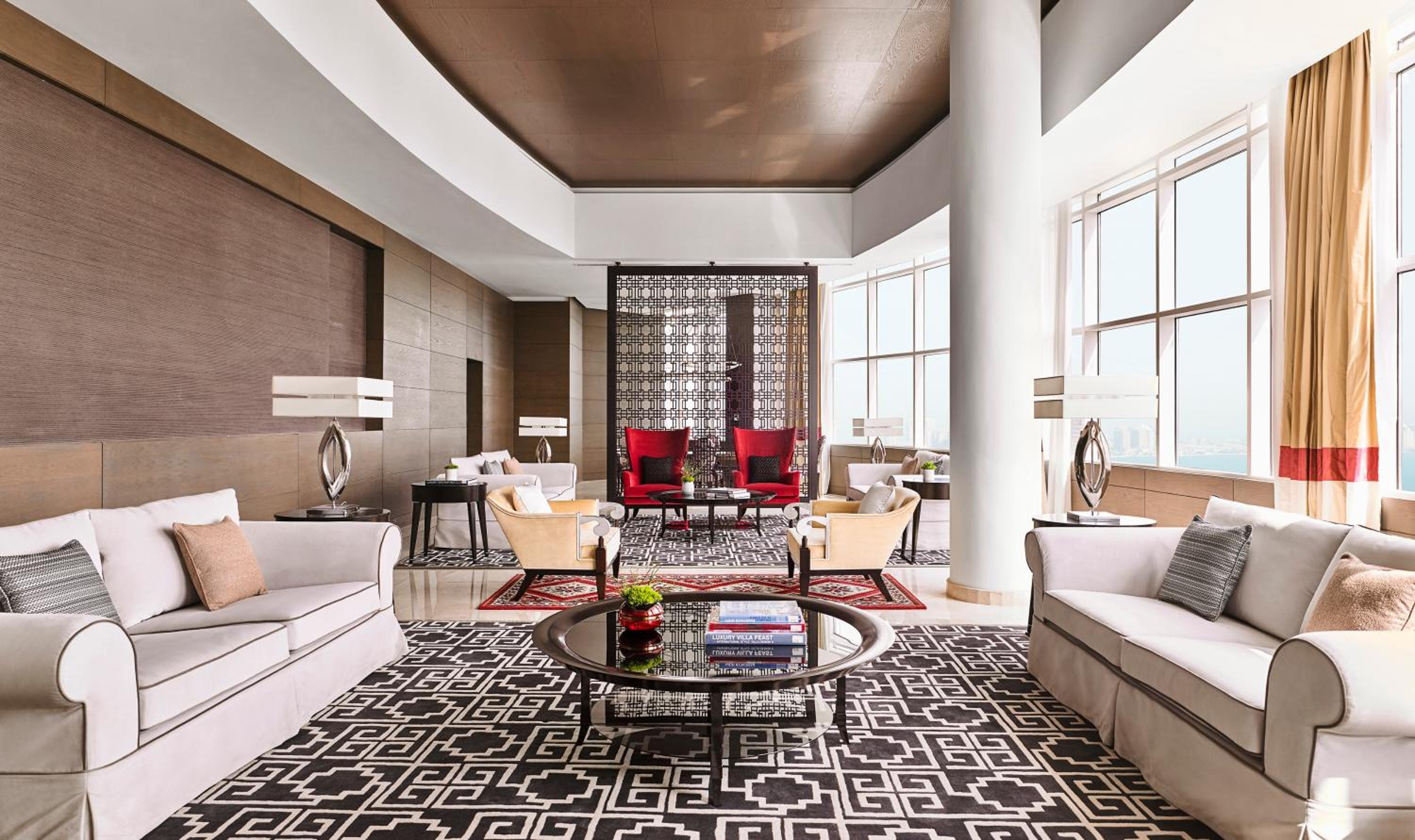 Pullman Two-Bedroom Penthouse with Kitchen and Spa Bath - Lounge Access thumbnail 6