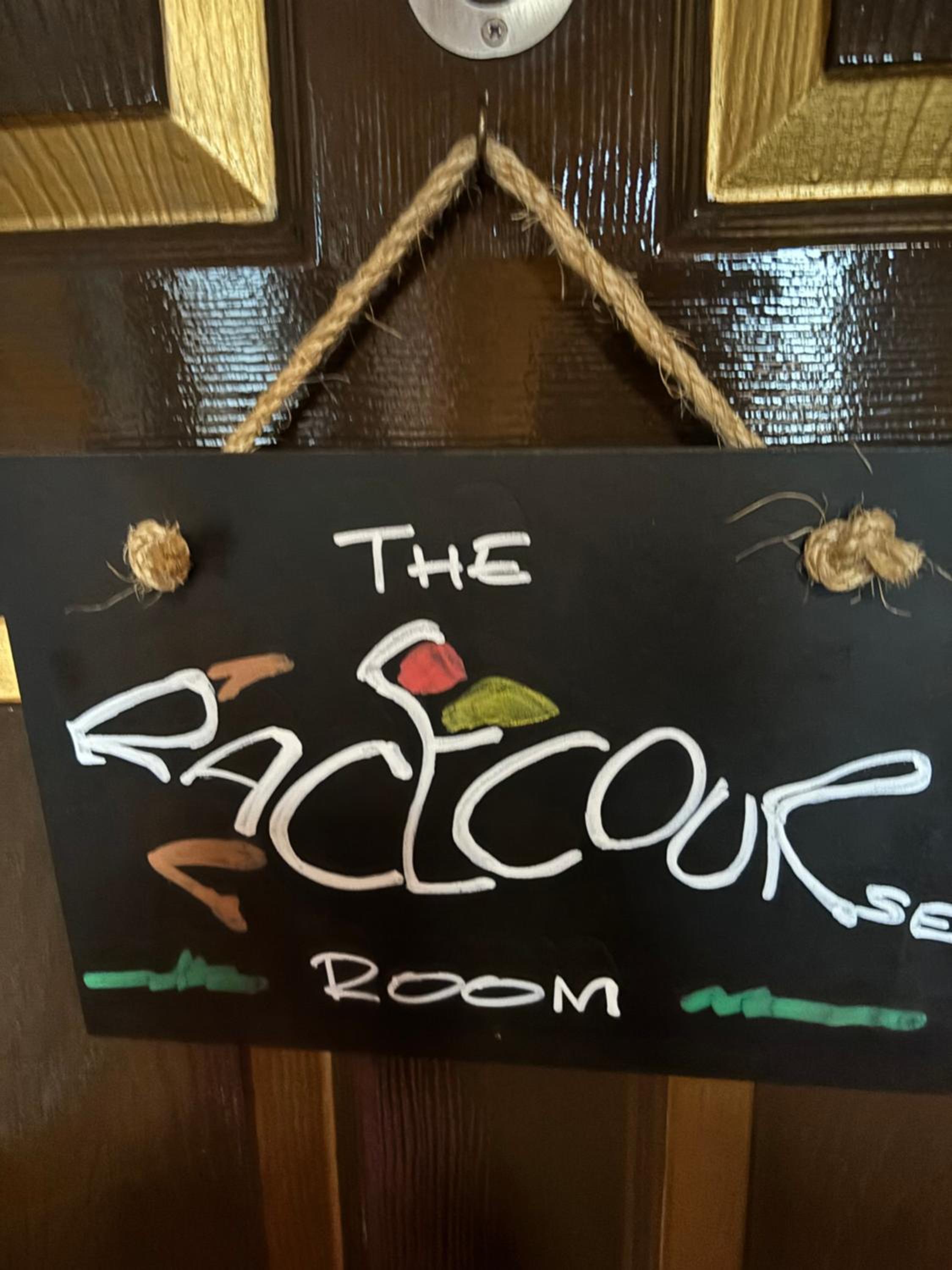 Racecourse photo 2