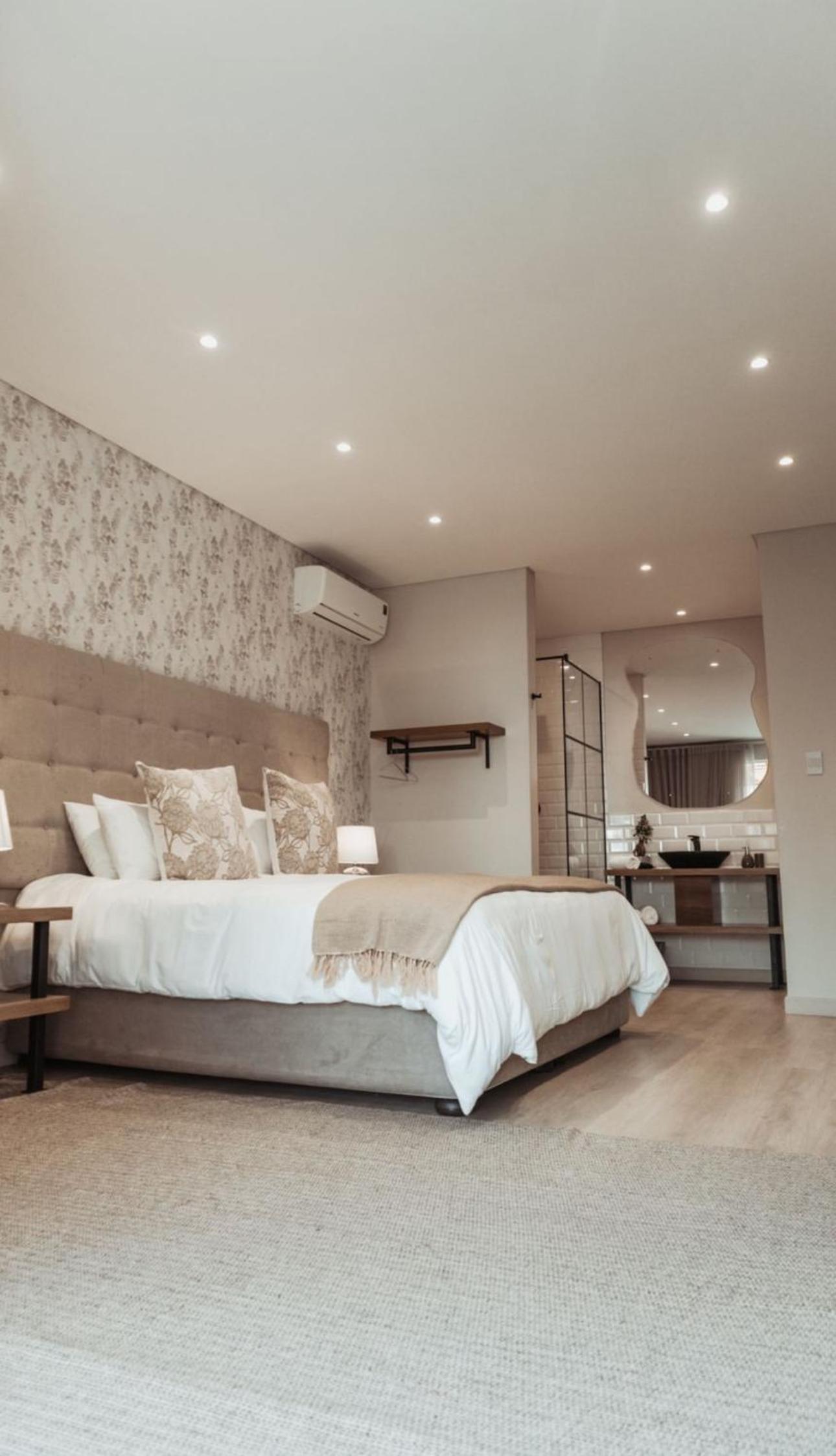 King Room with Garden View photo 2