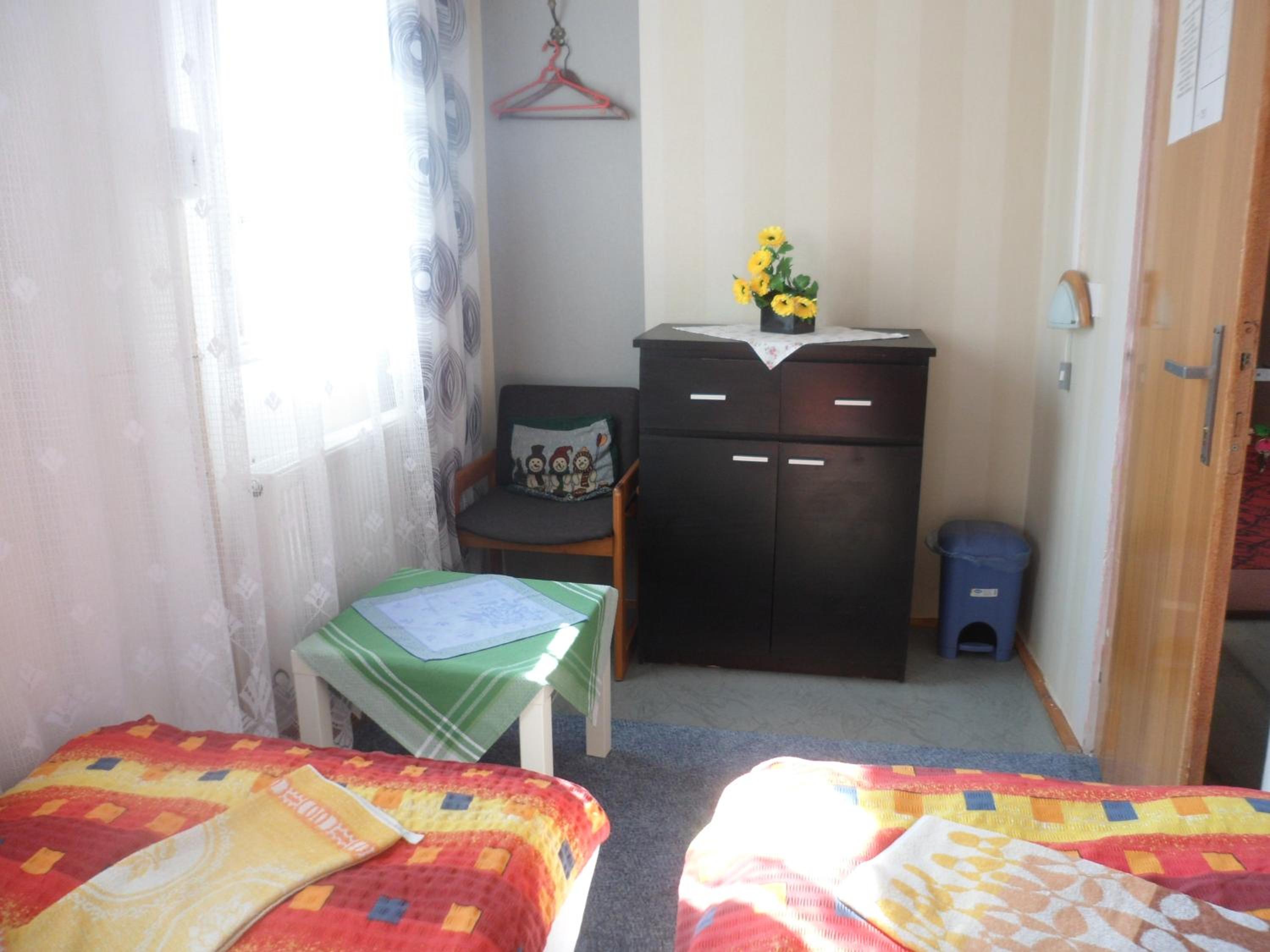 Small Twin Room with Shared Bathroom photo 1
