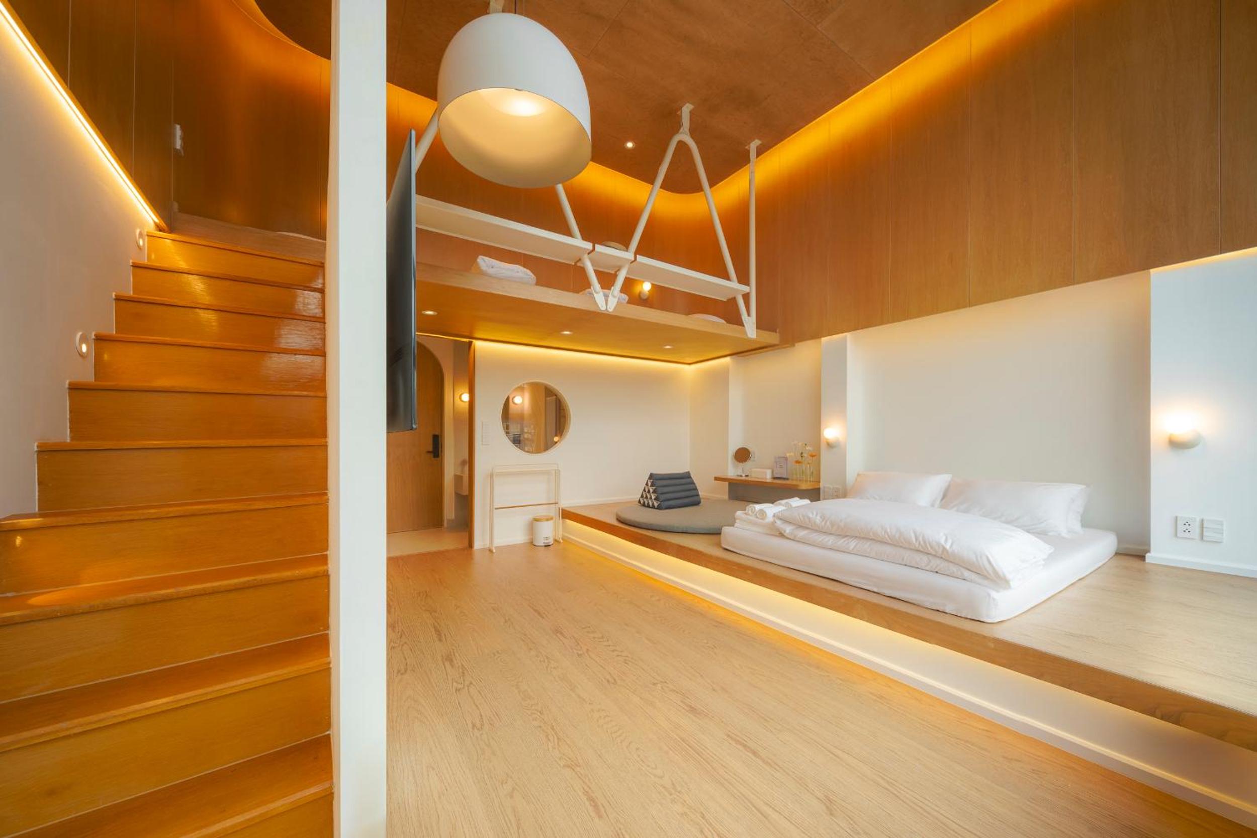 Quadruple Room with Private Bathroom photo 1