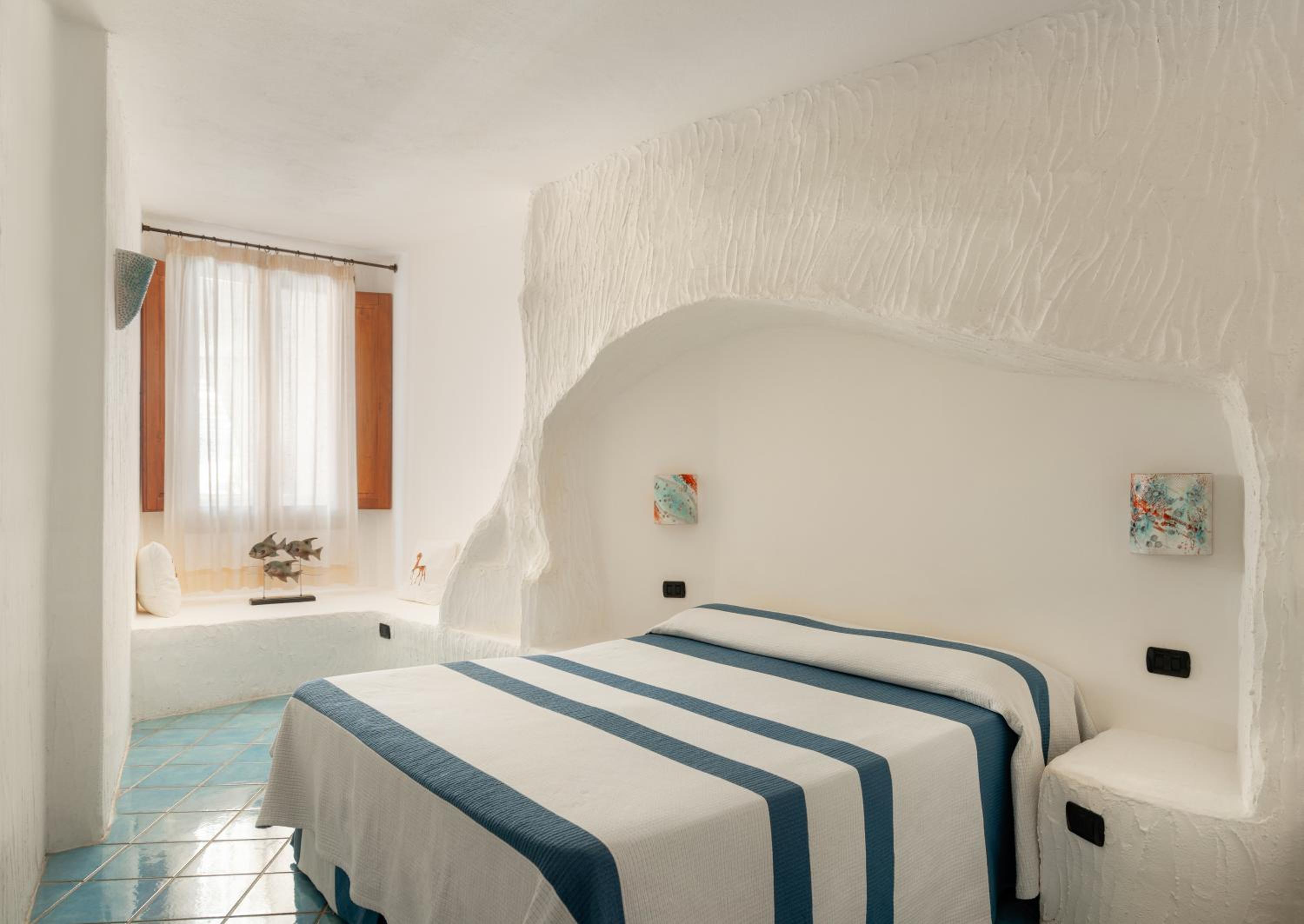 Deluxe Suite with Sea View photo 3
