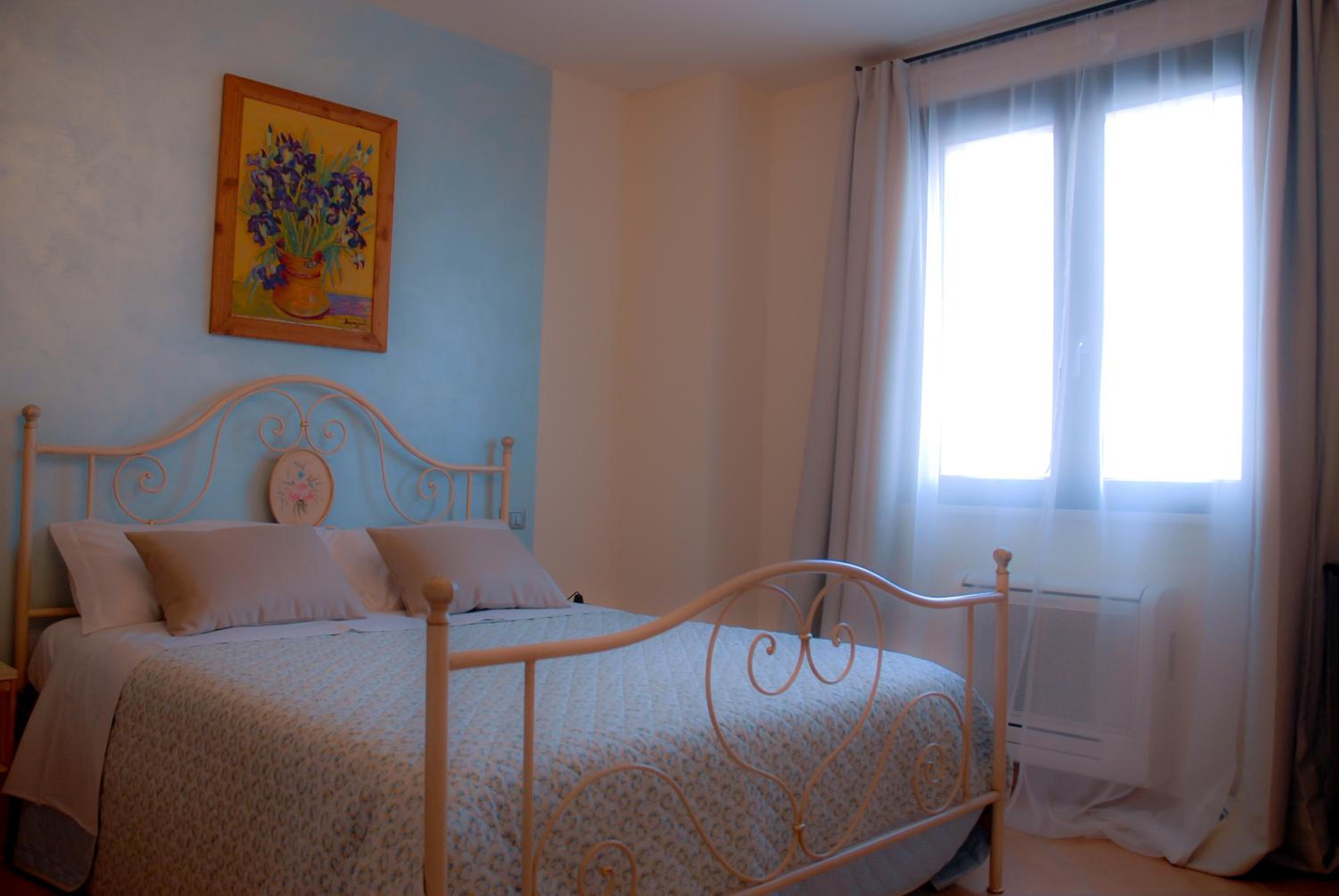 Quadruple Room with Private Bathroom
