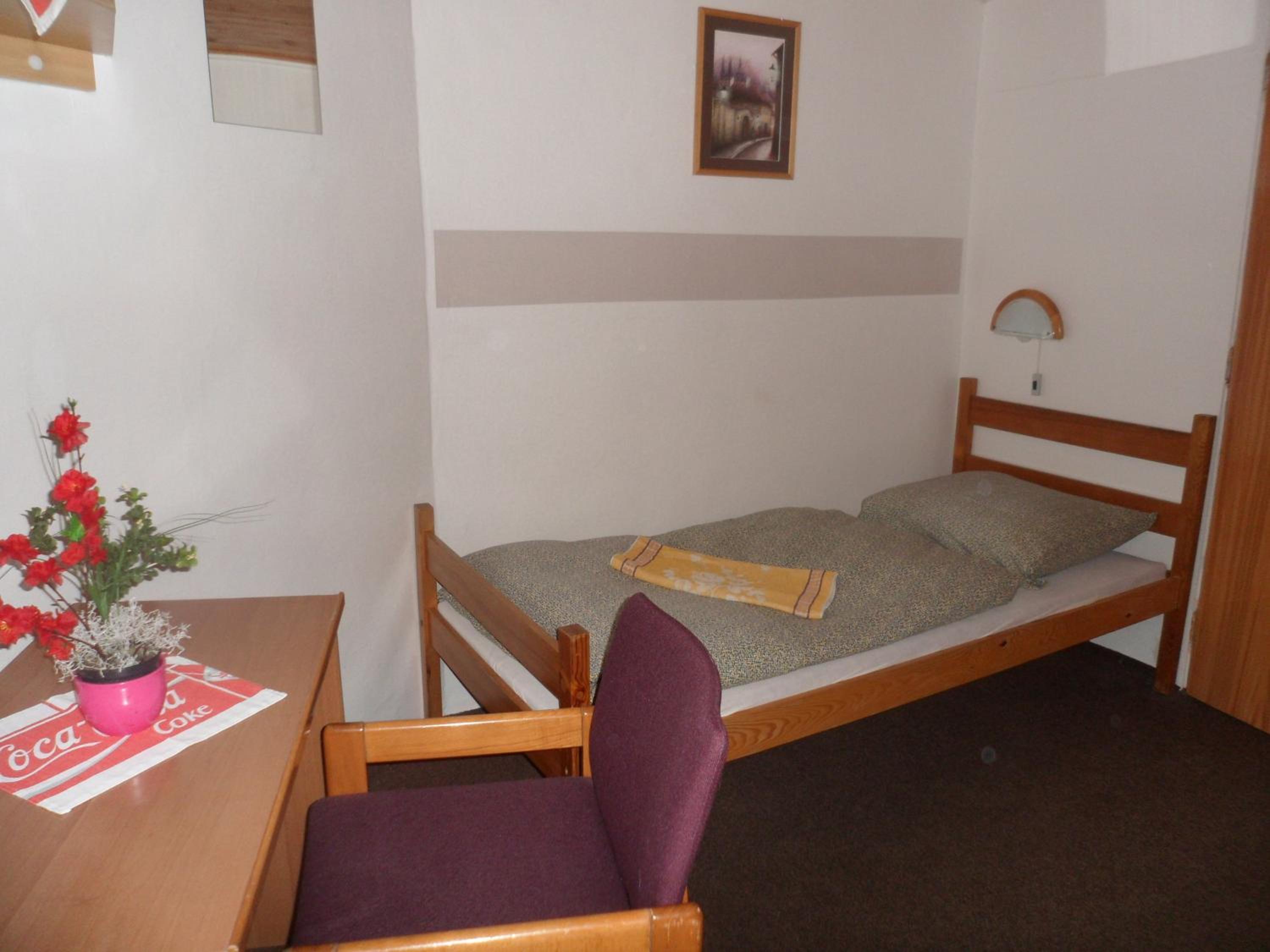 Triple Room with Shared Bathroom photo 1