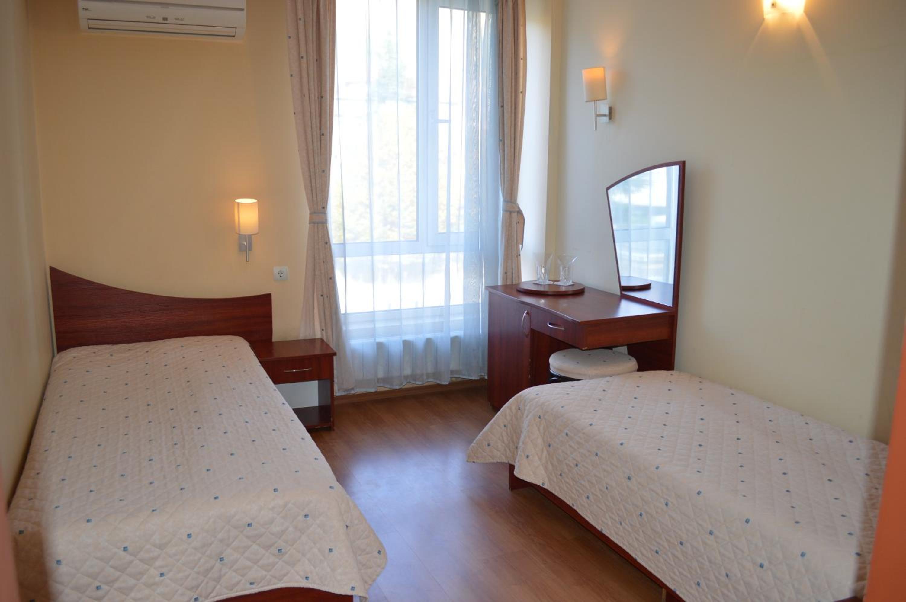 Comfort Twin Room