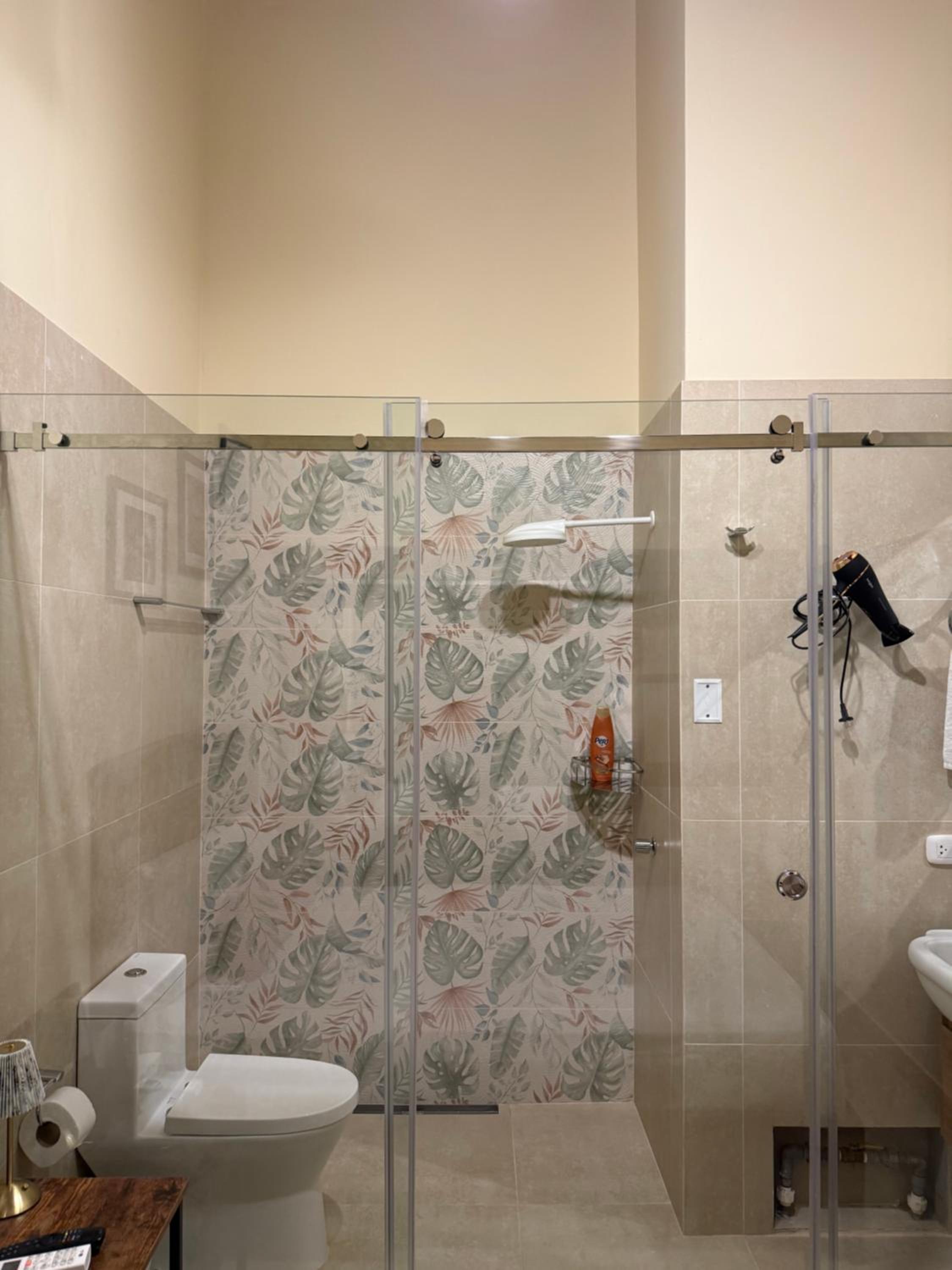 Double Room with Private Bathroom photo 2