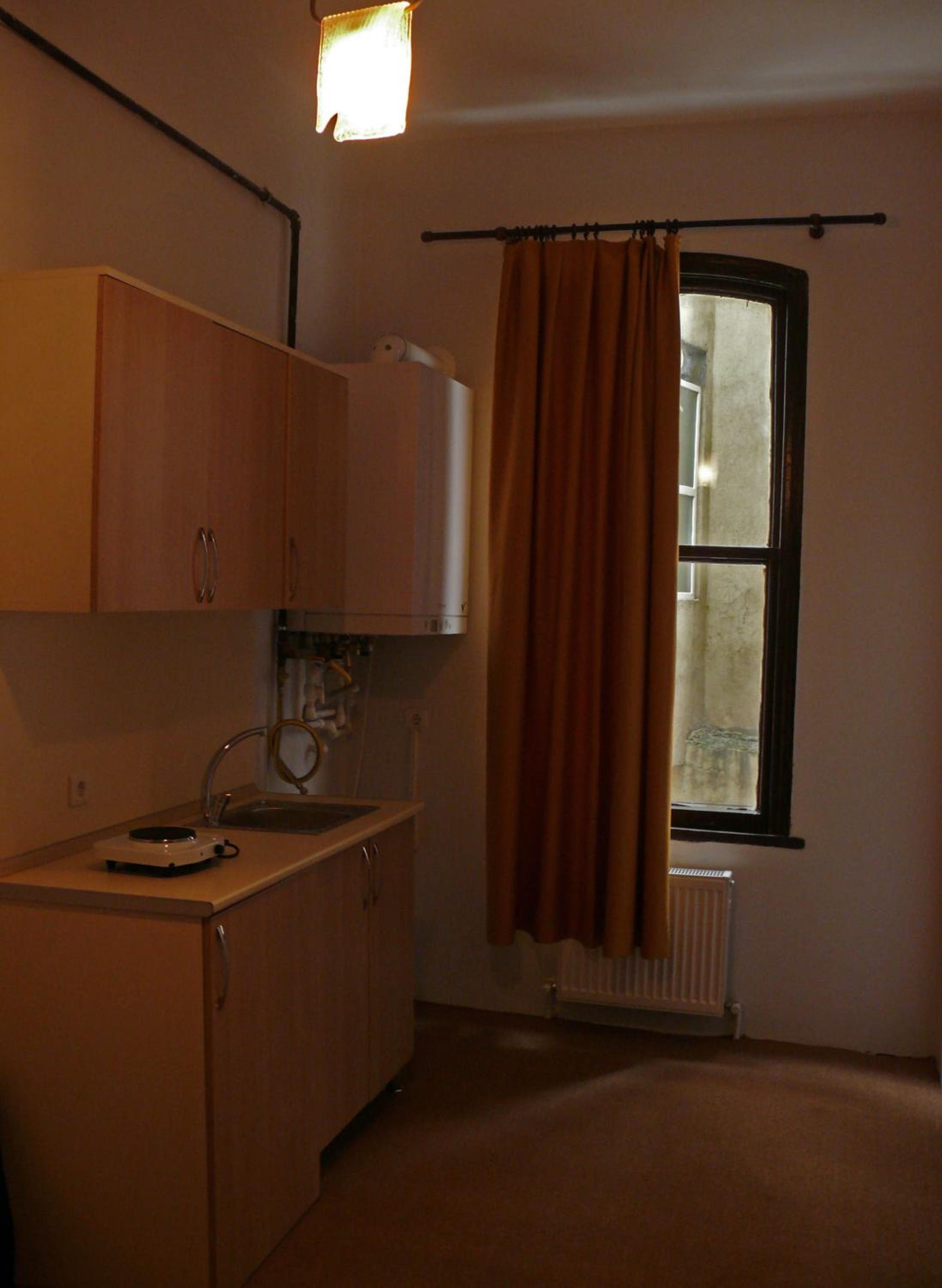Studio (2 Adults) photo 3