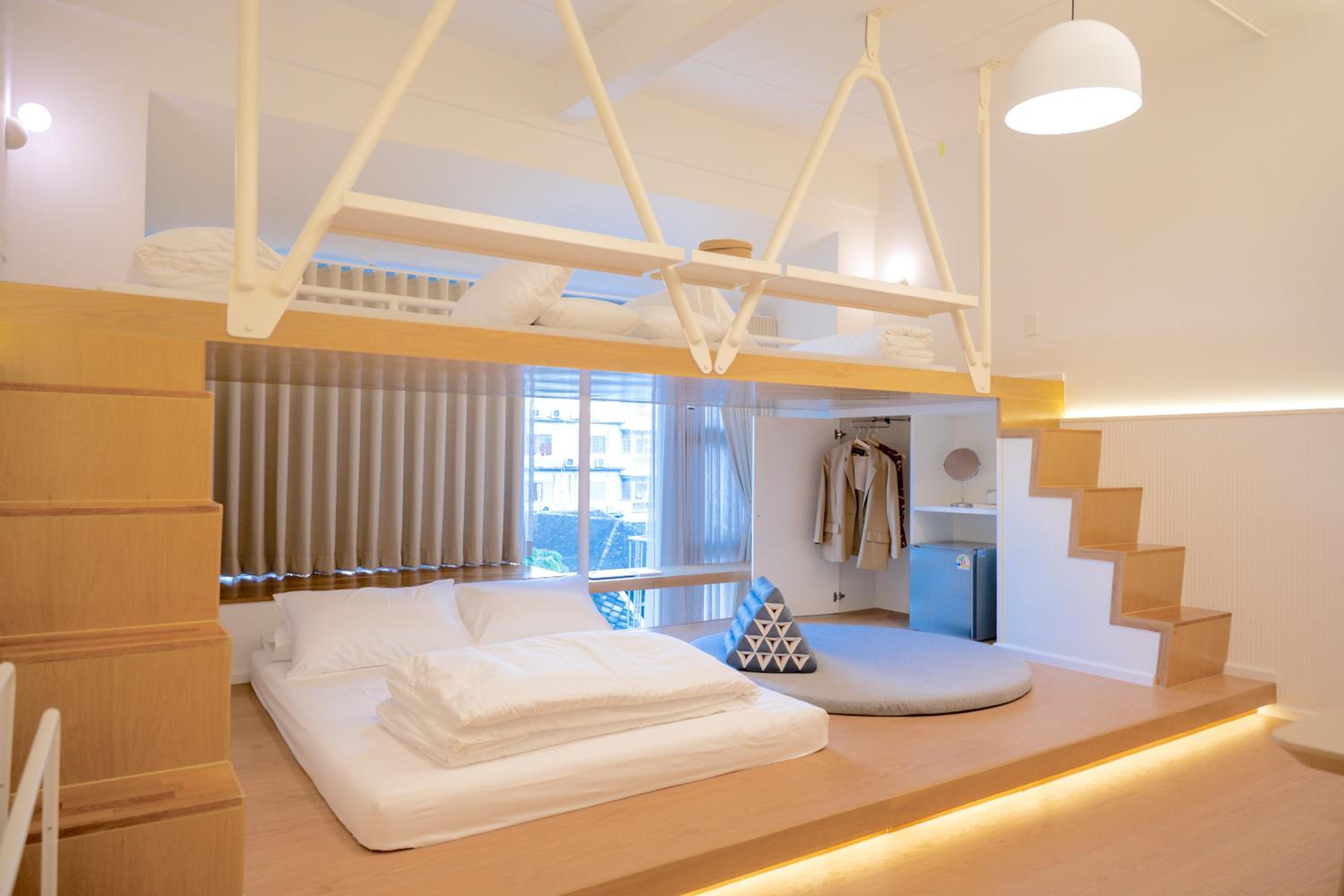 Quadruple Room with Private Bathroom photo 3