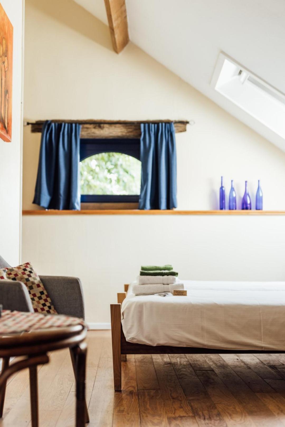 Double or Twin Room with Garden View photo 2