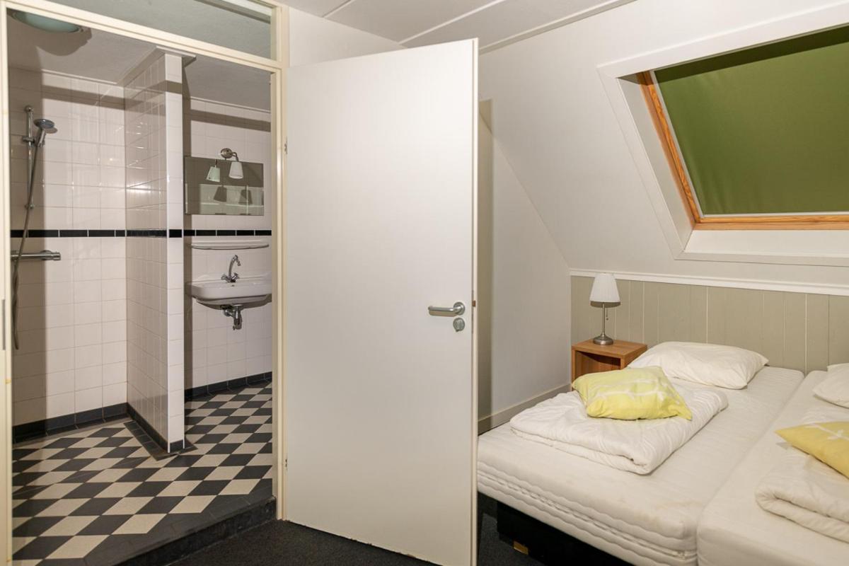 Budget Twin Room photo 1