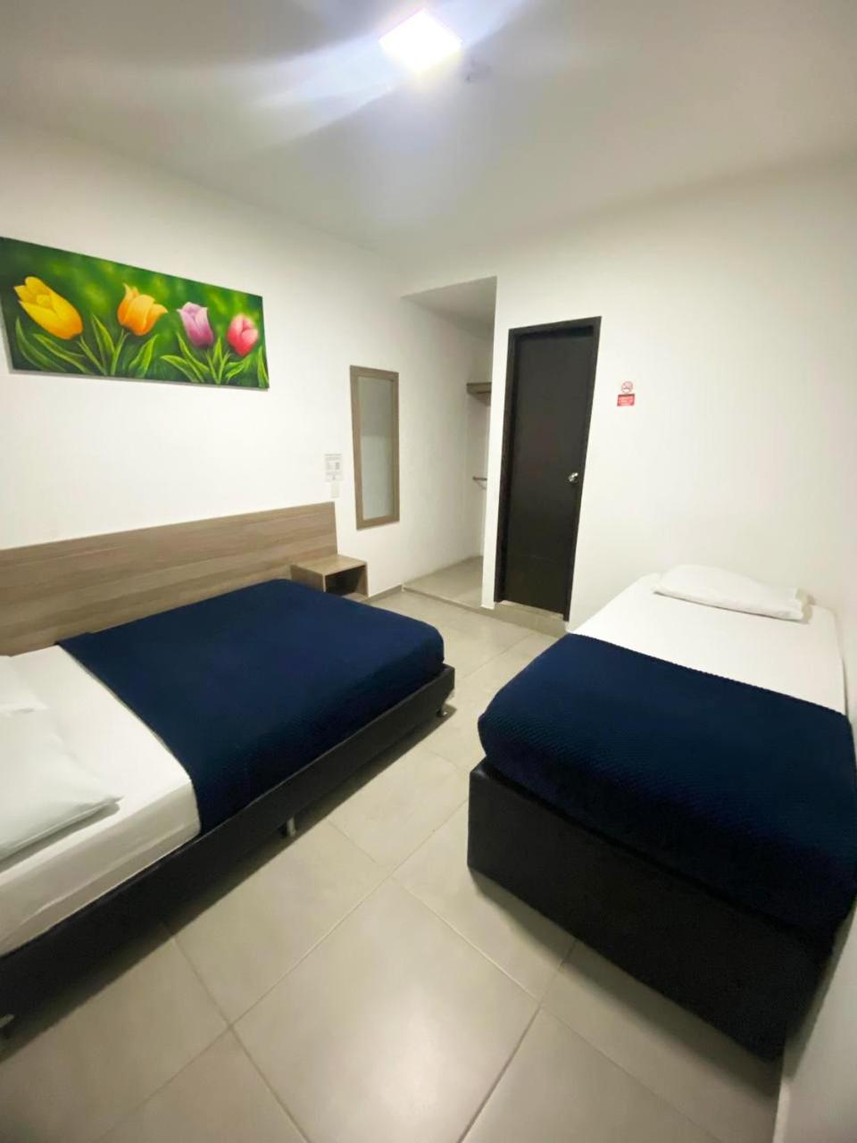 Basic Triple Room photo 3
