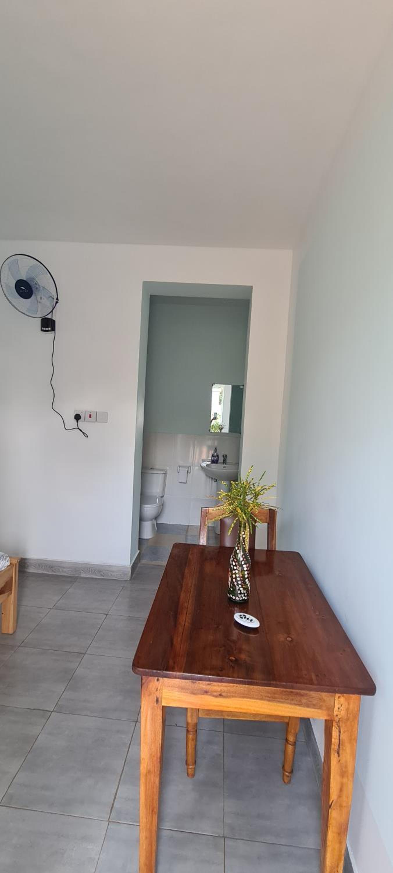 Budget Single Room photo 3