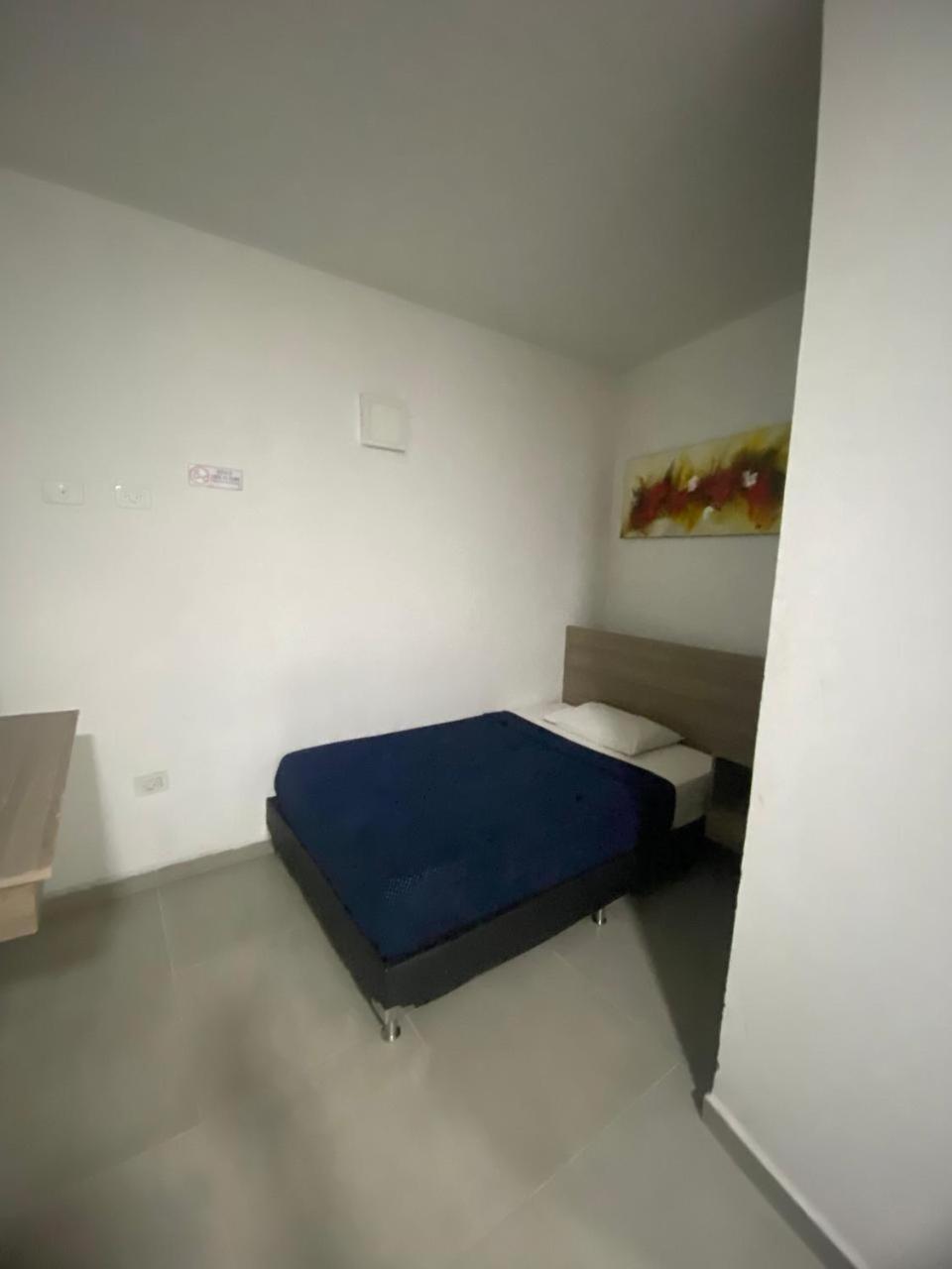 Economy Twin Room photo 1