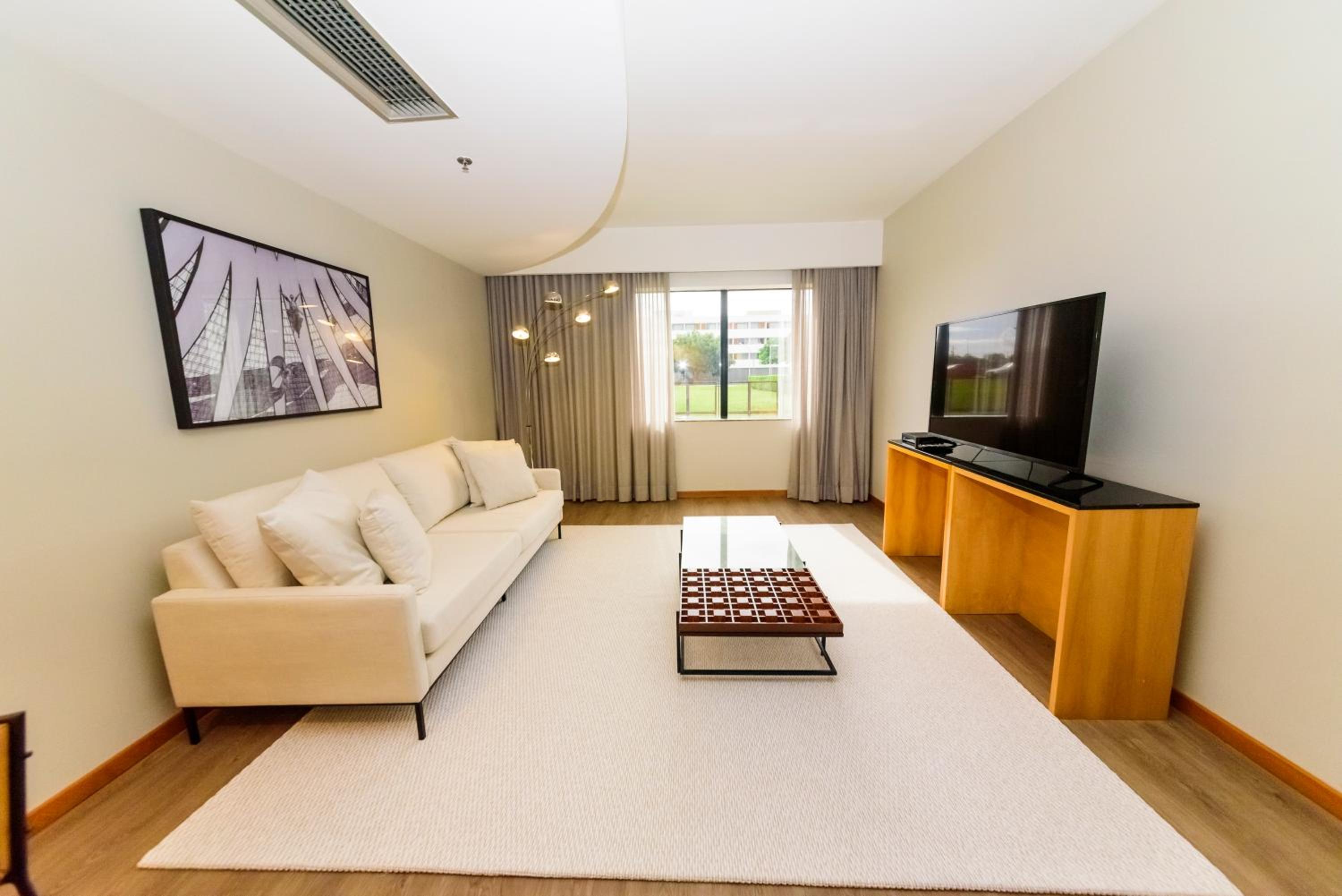 Queen Suite photo 3