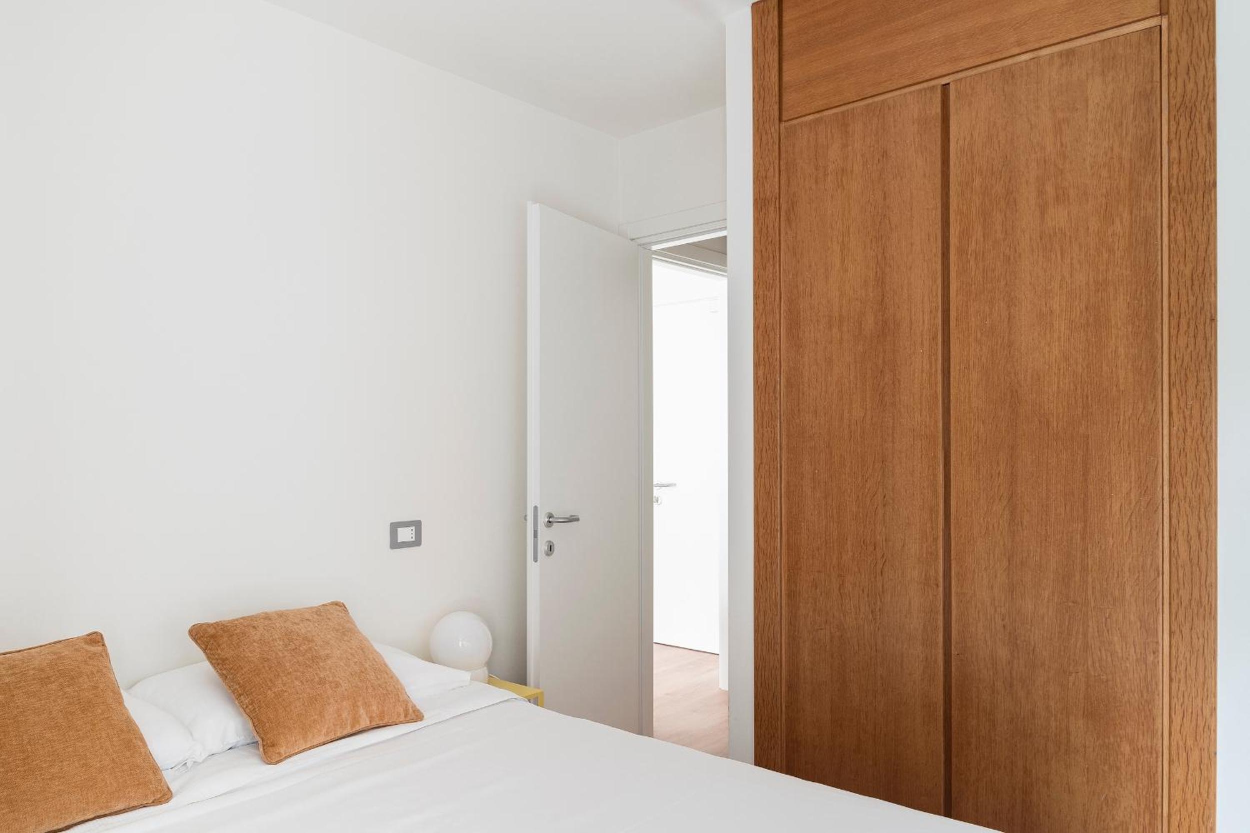 One-Bedroom Apartment with View photo 3