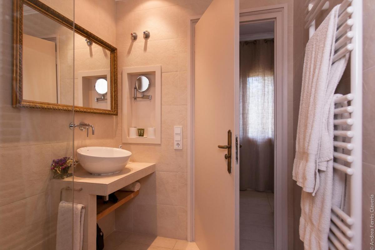 Superior Double or Twin Room photo 2