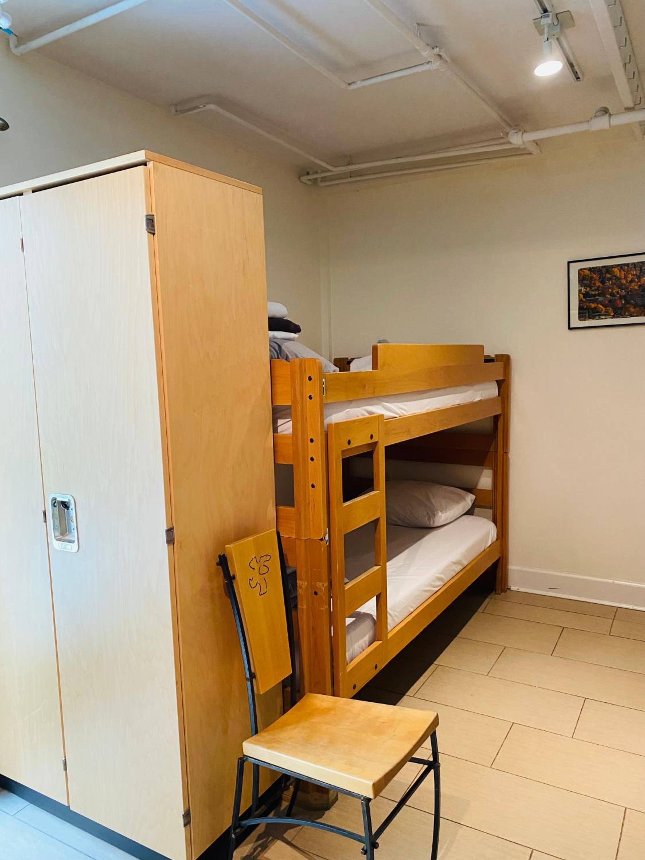 Single Bed in Mixed Dormitory Room photo 1