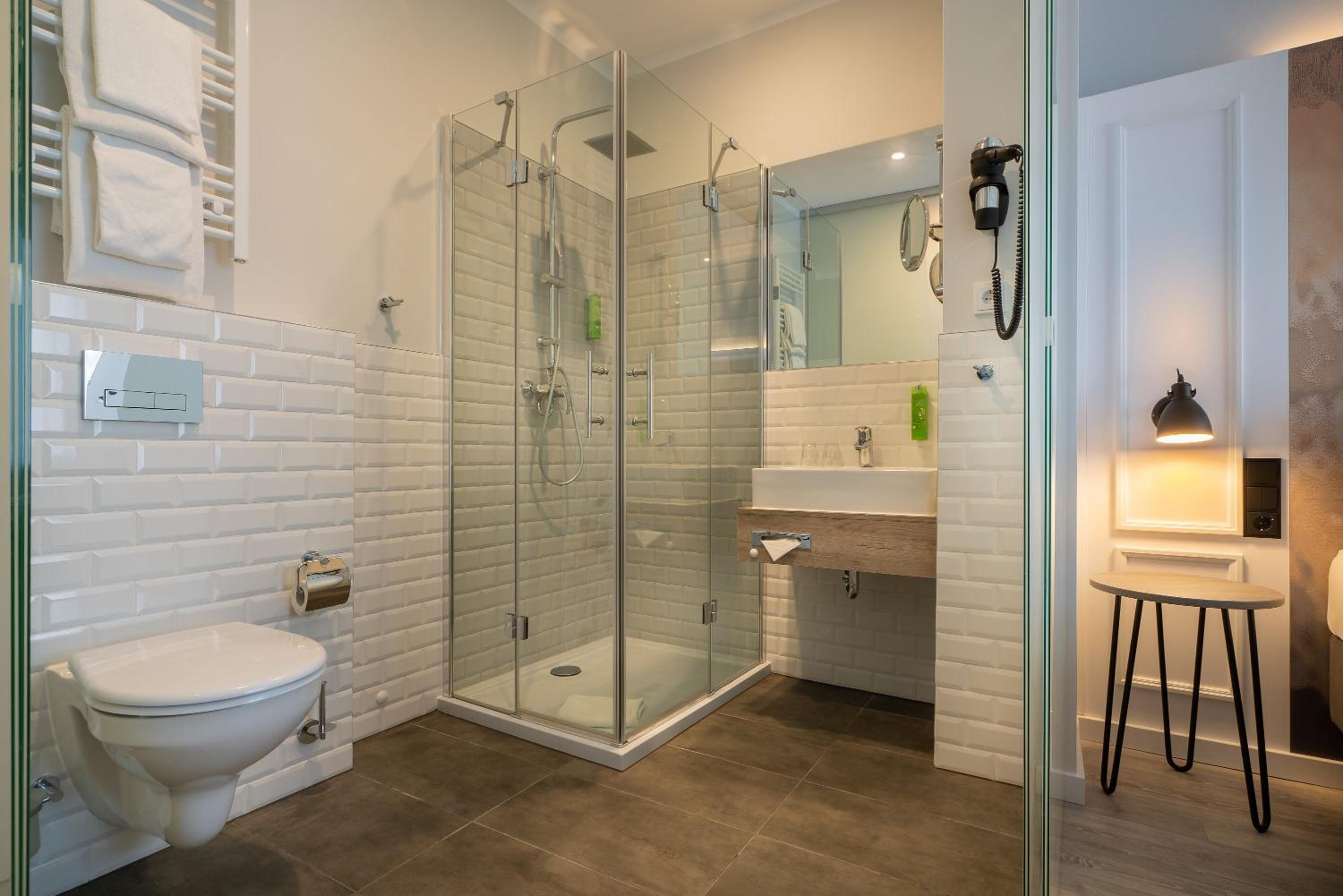 Standard Twin Room with Kitchenette and Balcony