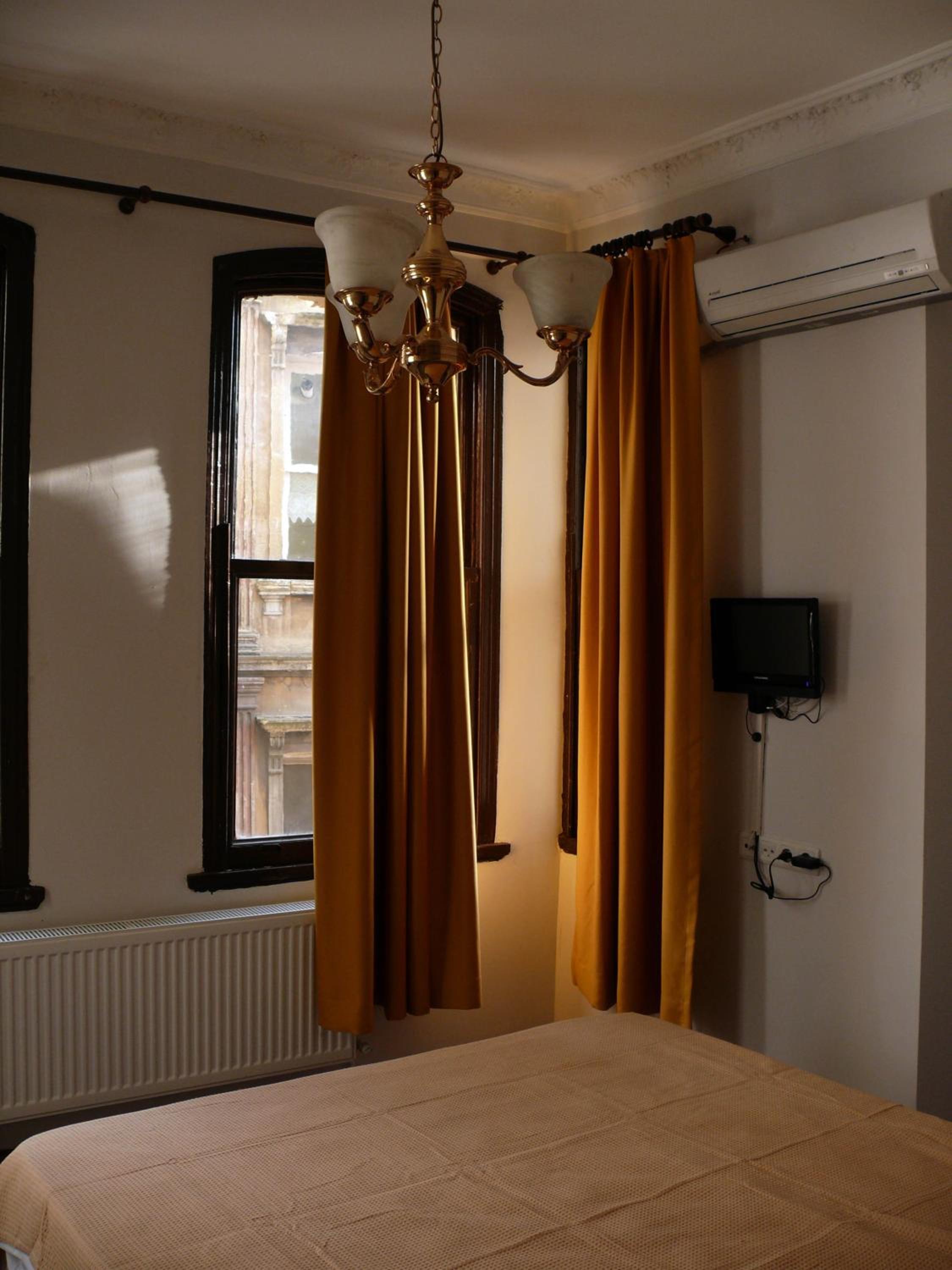 Budget Triple Room photo 3
