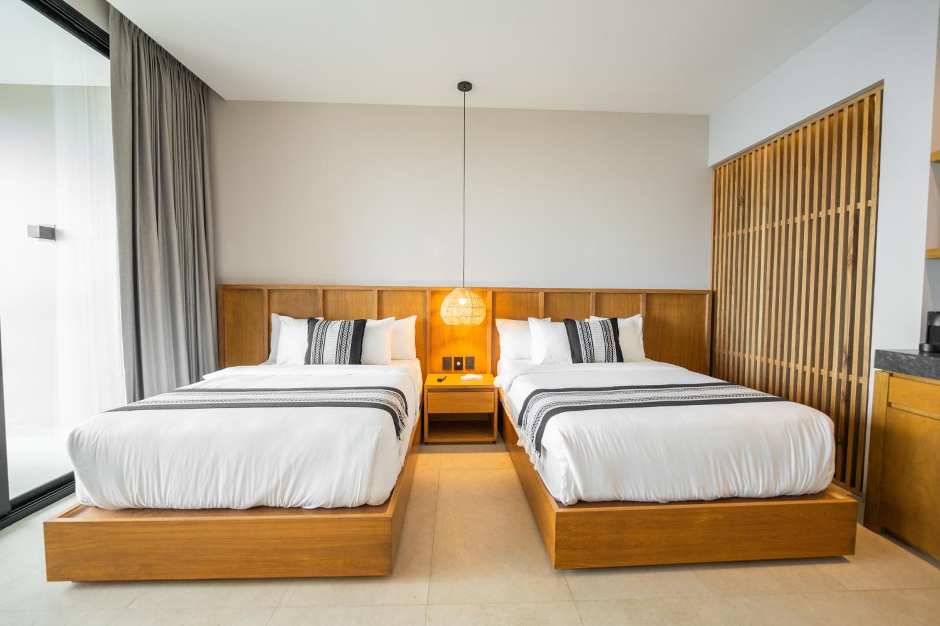 Double Room with Lake View photo 3