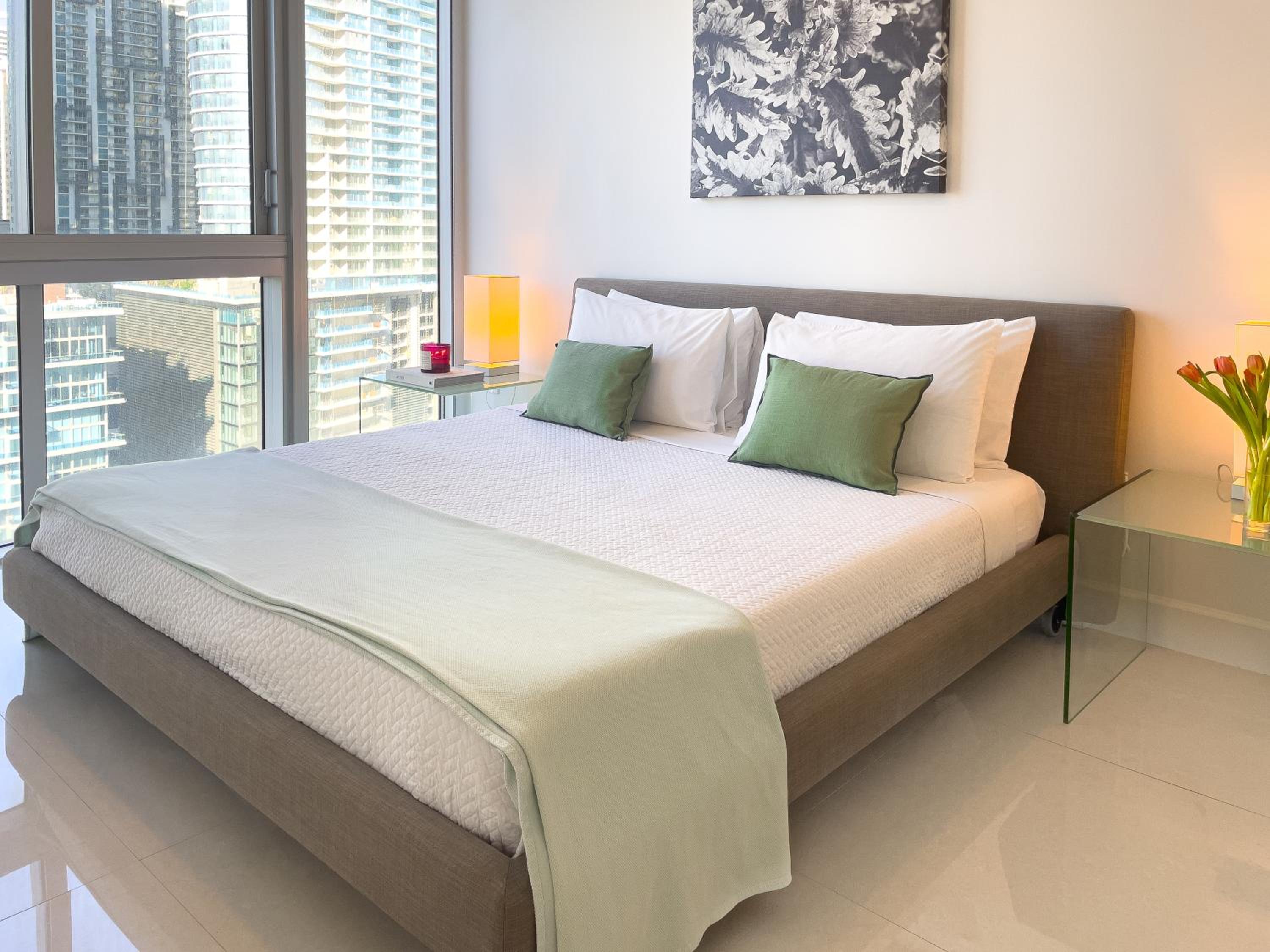 Two-Bedroom Apartment with River View thumbnail 5