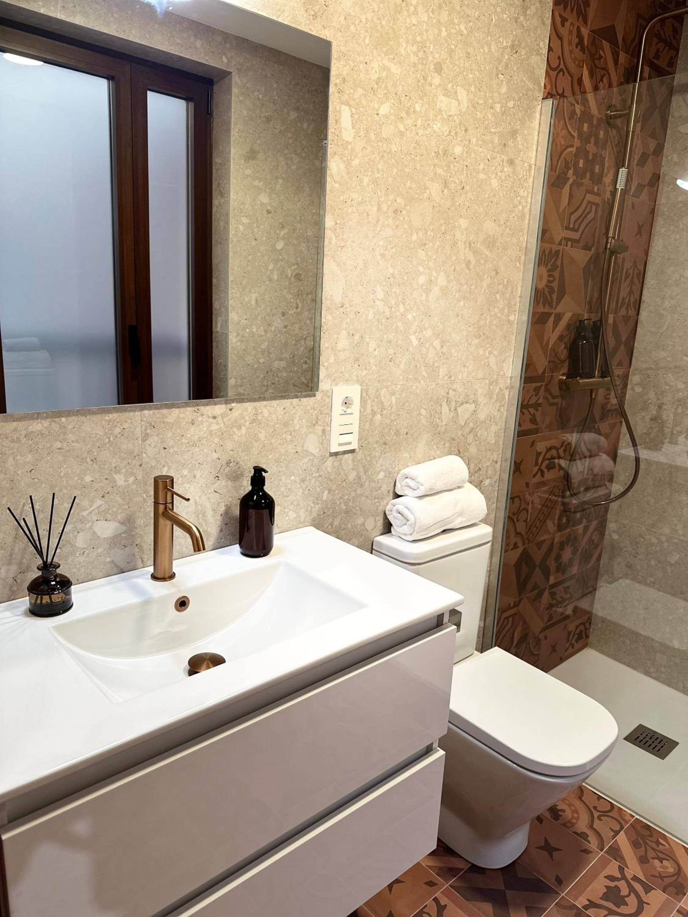 Deluxe Suite photo 3
