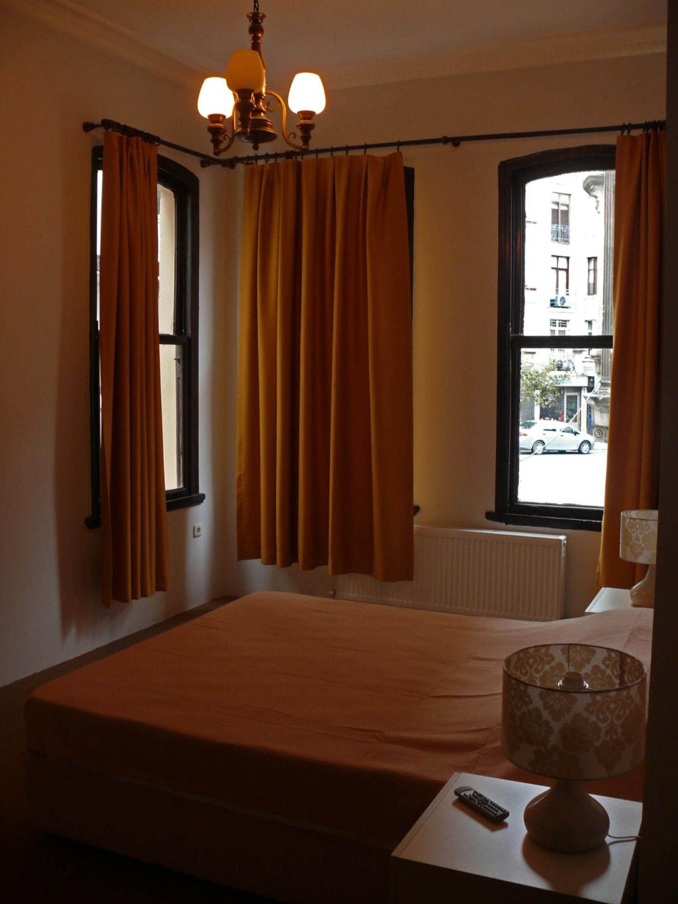 Budget Triple Room photo 2
