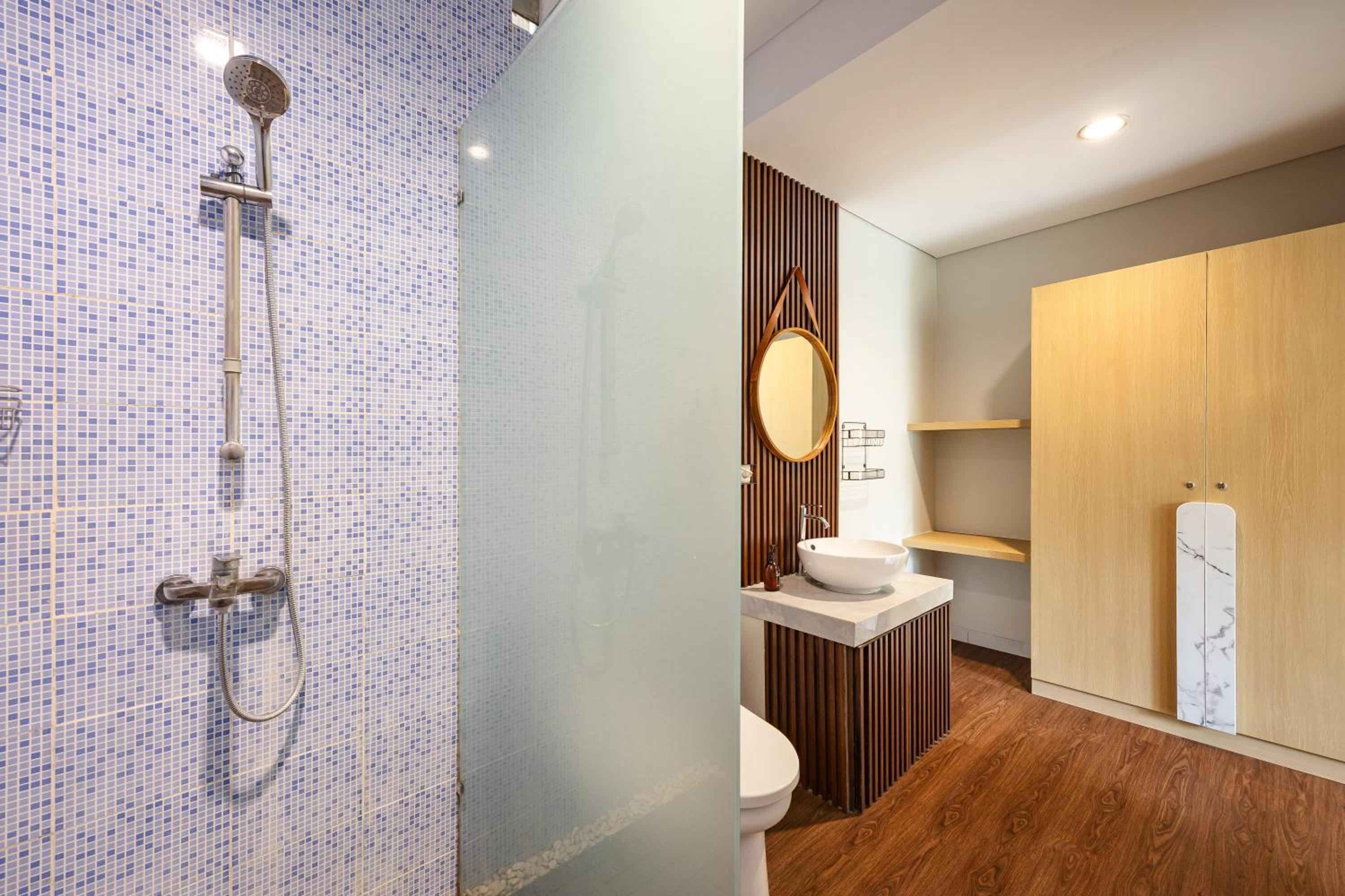 Suite - Photo 2