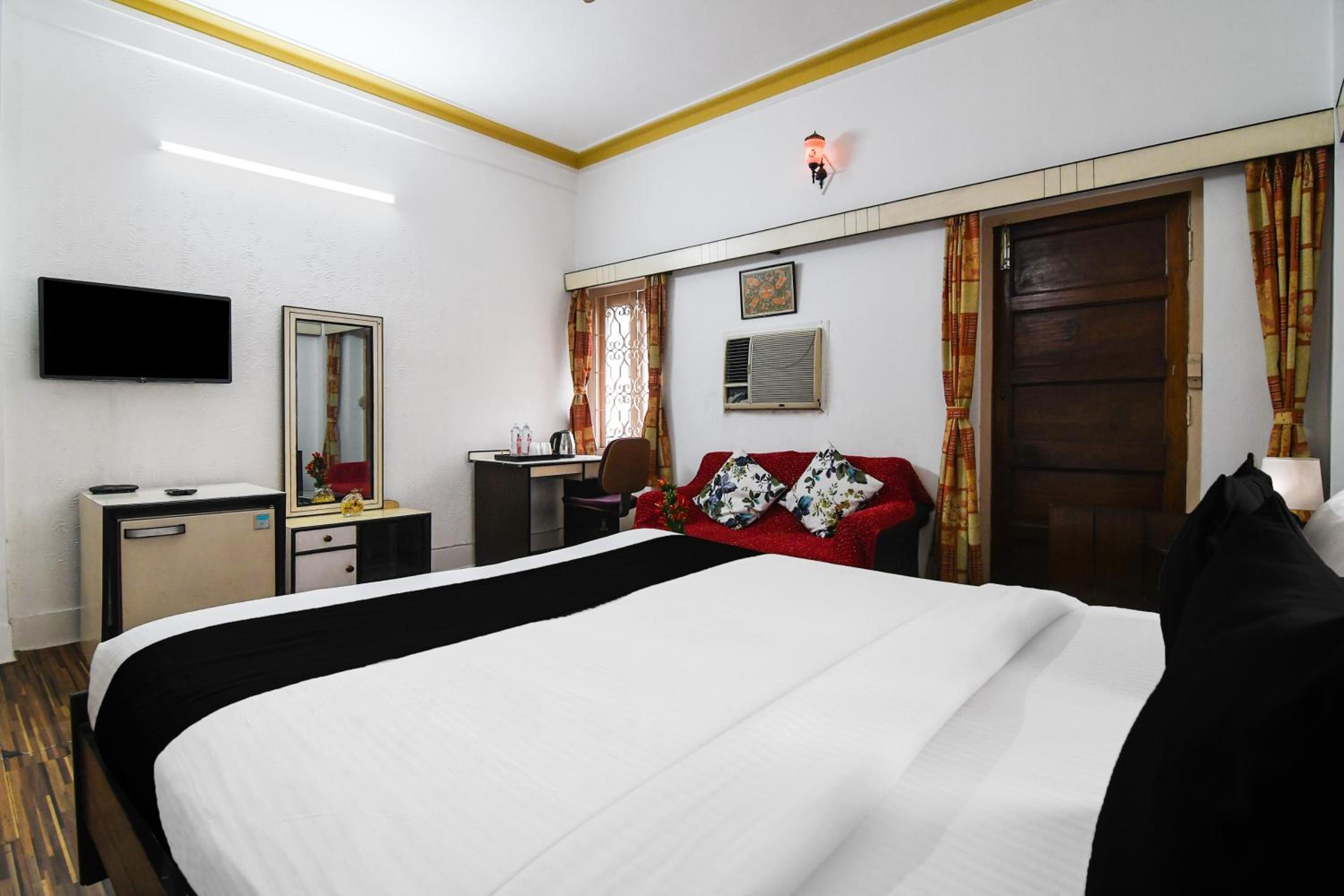 Small Single Room